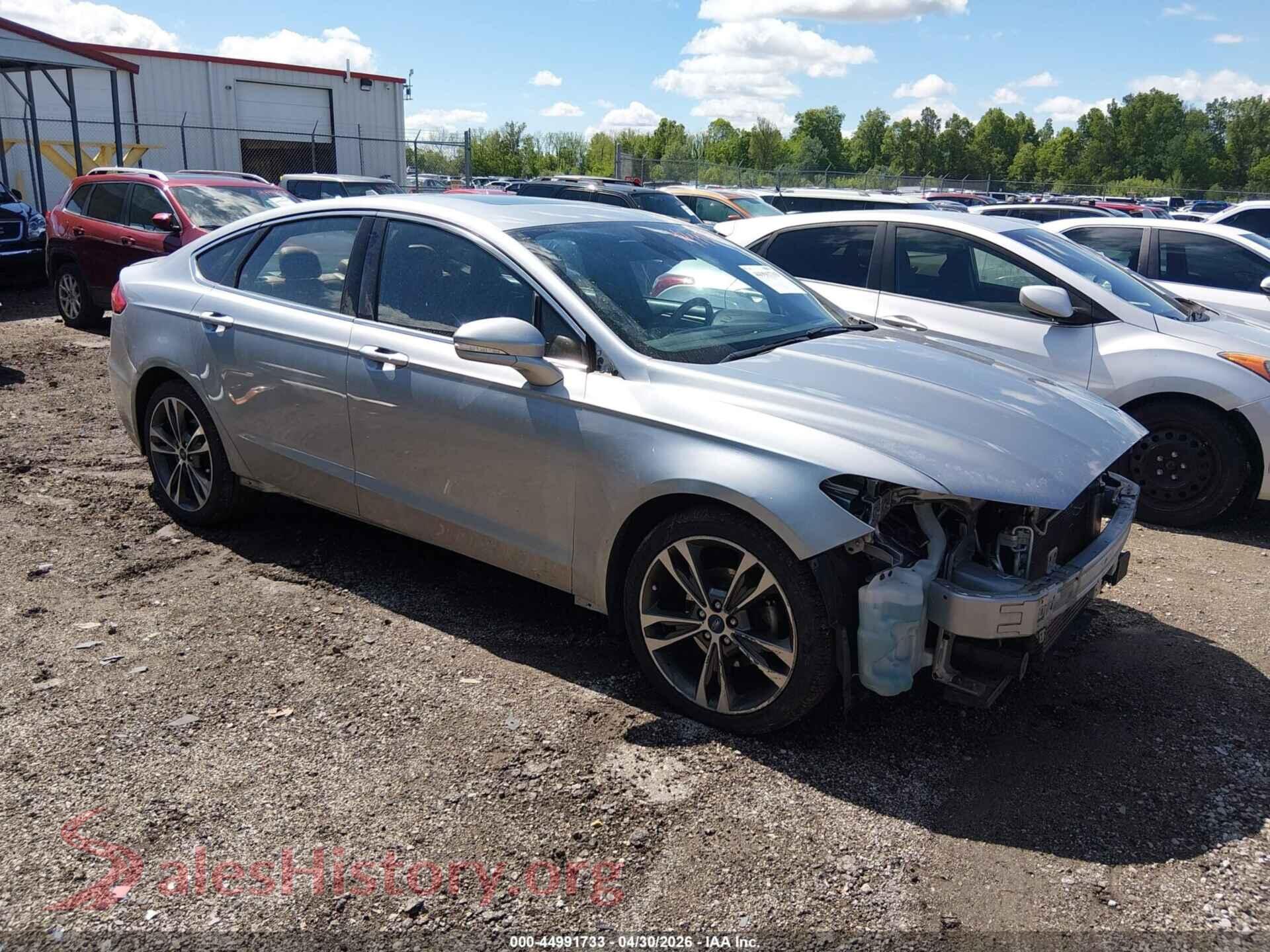 2020 FORD FUSION VIN 3FA6P0D9XLR175588, auction photo