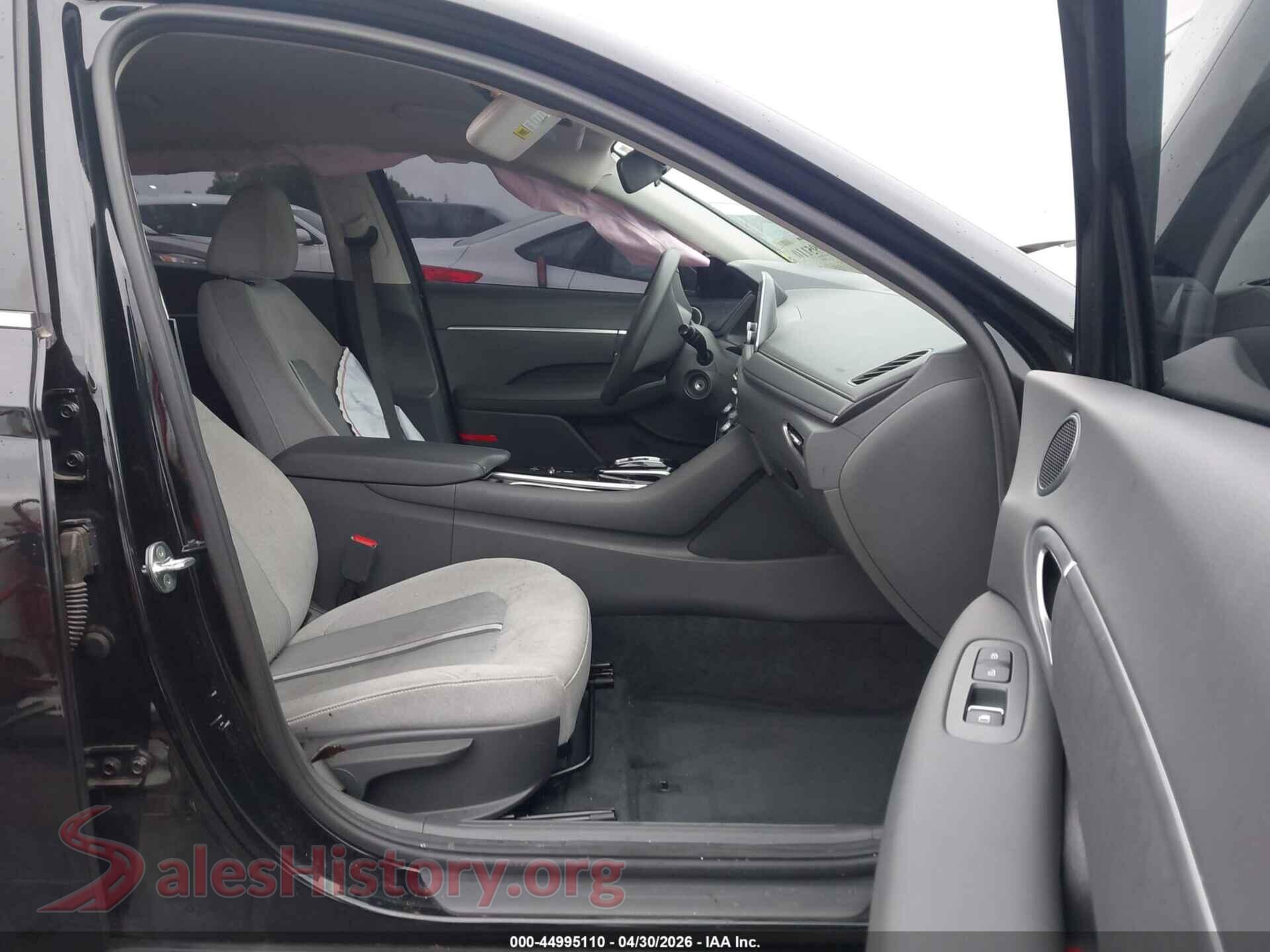 2022 HYUNDAI SONATA VIN 5NPEG4JA9NH143927, rear view