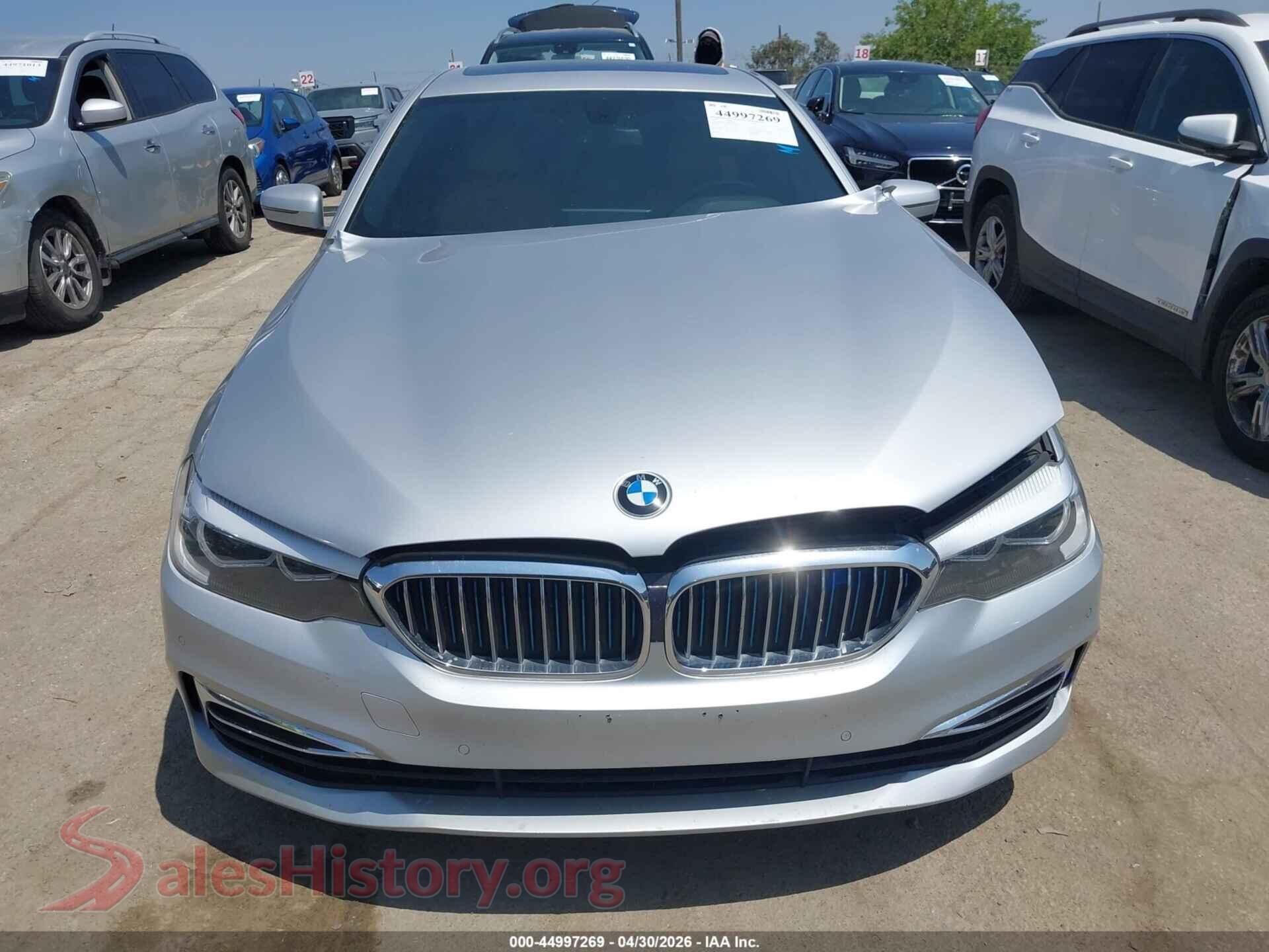 2018 BMW 530E VIN WBAJA9C5XJB251284, damage close-up