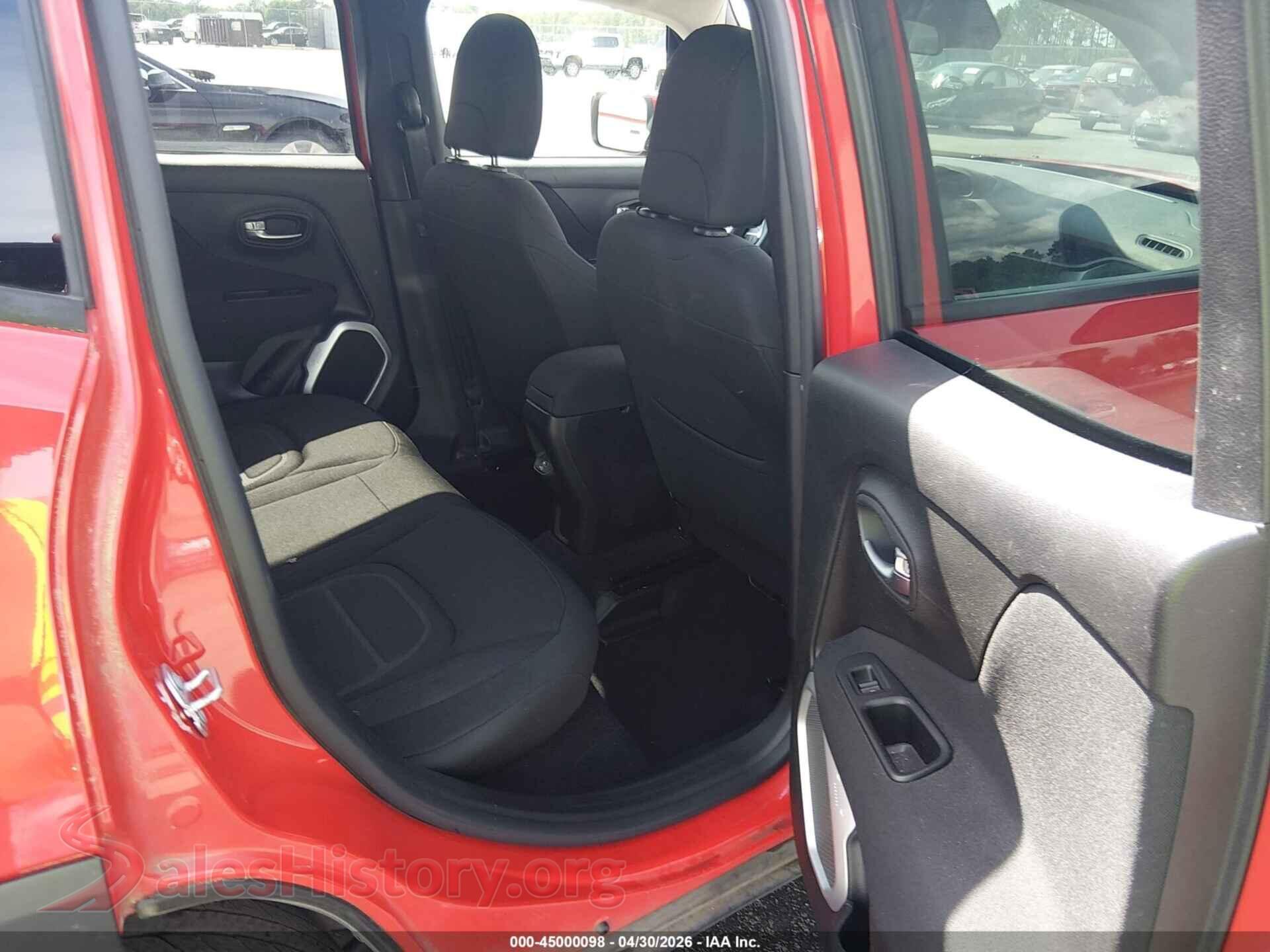 2018 JEEP RENEGADE VIN ZACCJABB5JPJ38463, front passenger side