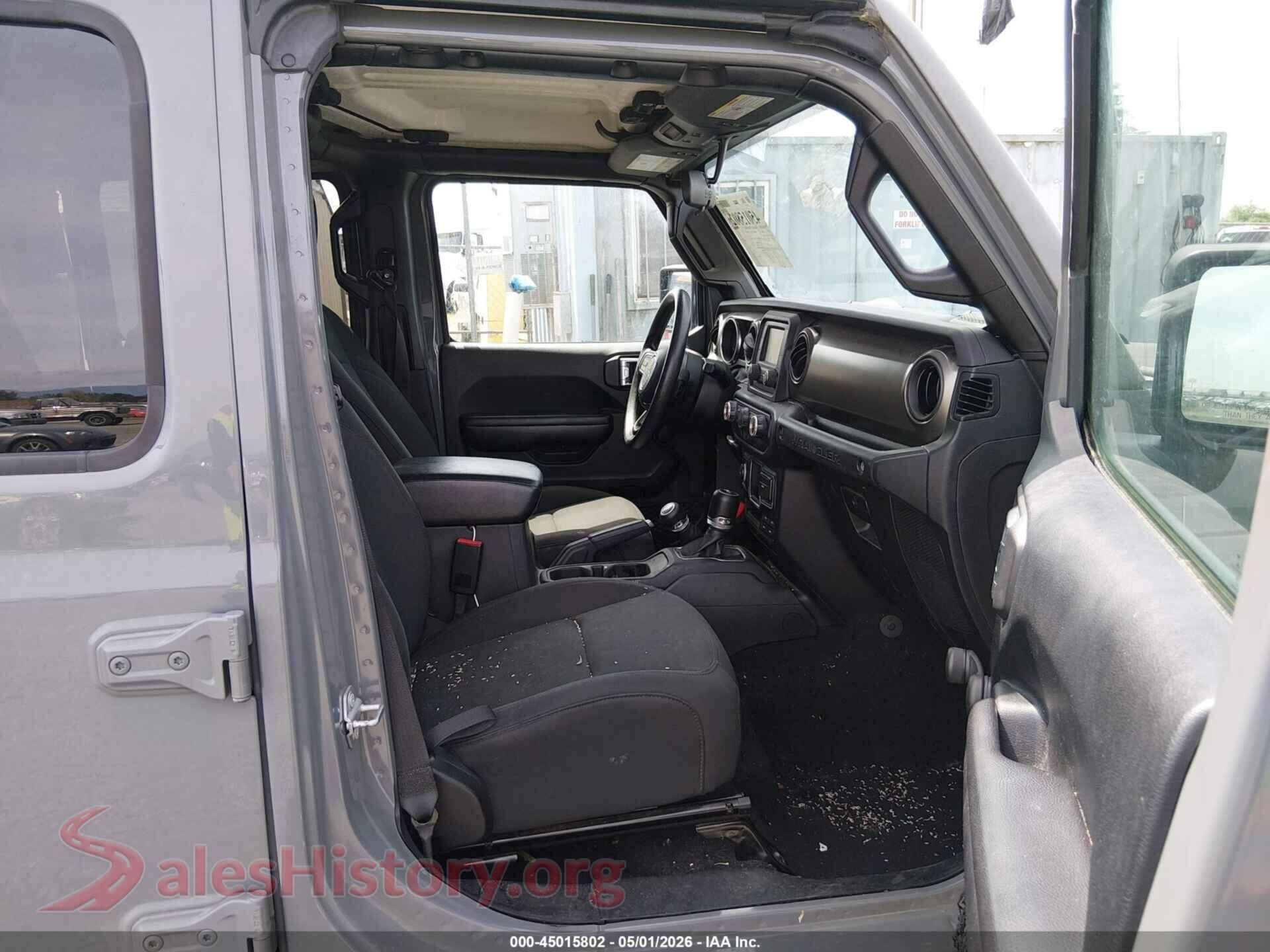 2018 JEEP WRANGLER UNLIMITED VIN 1C4HJXDN2JW203551, rear view