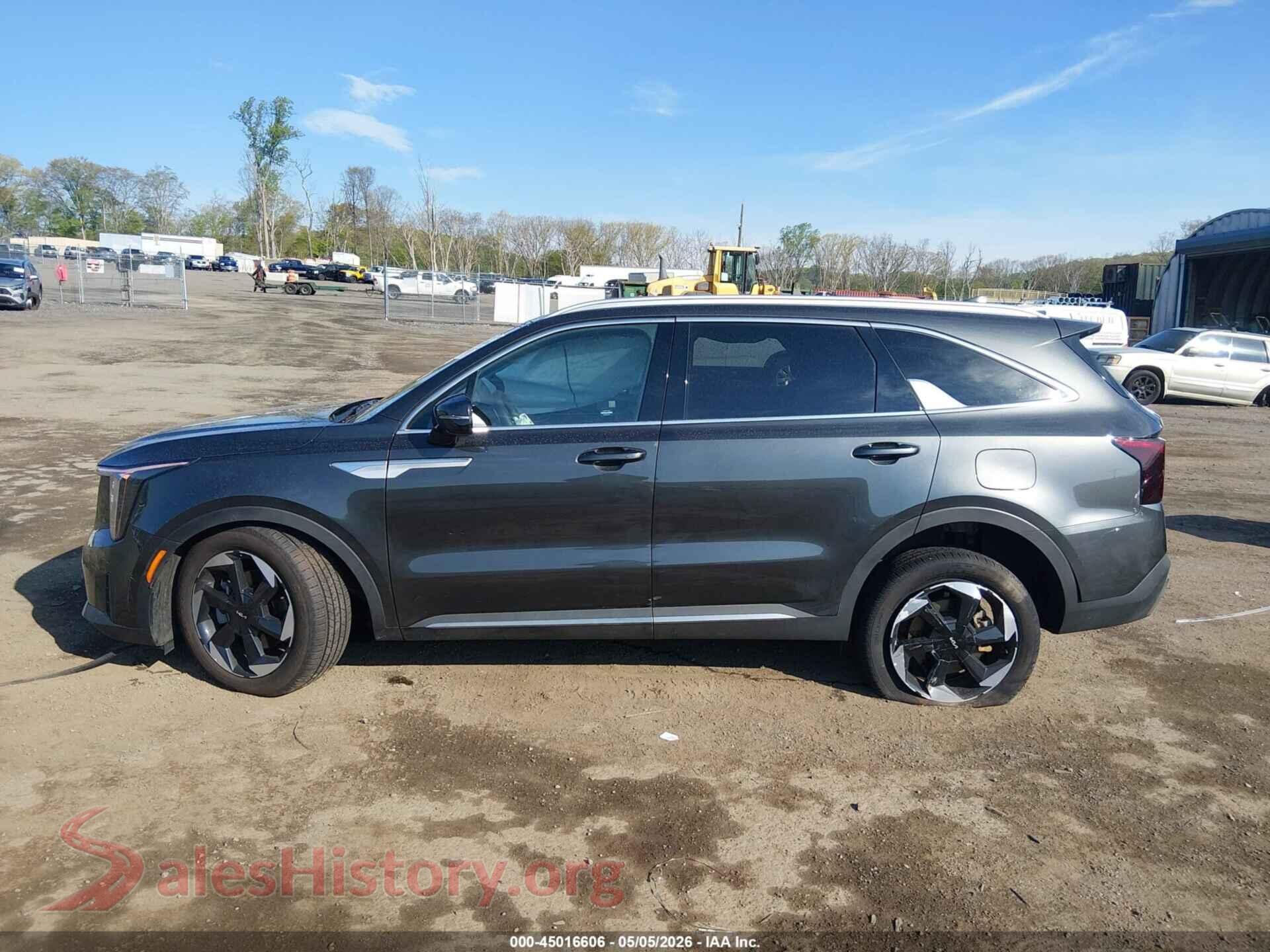 2026 KIA SORENTO PLUG-IN HYBRID VIN KNDRJDJH7T5430647, auction photo 14