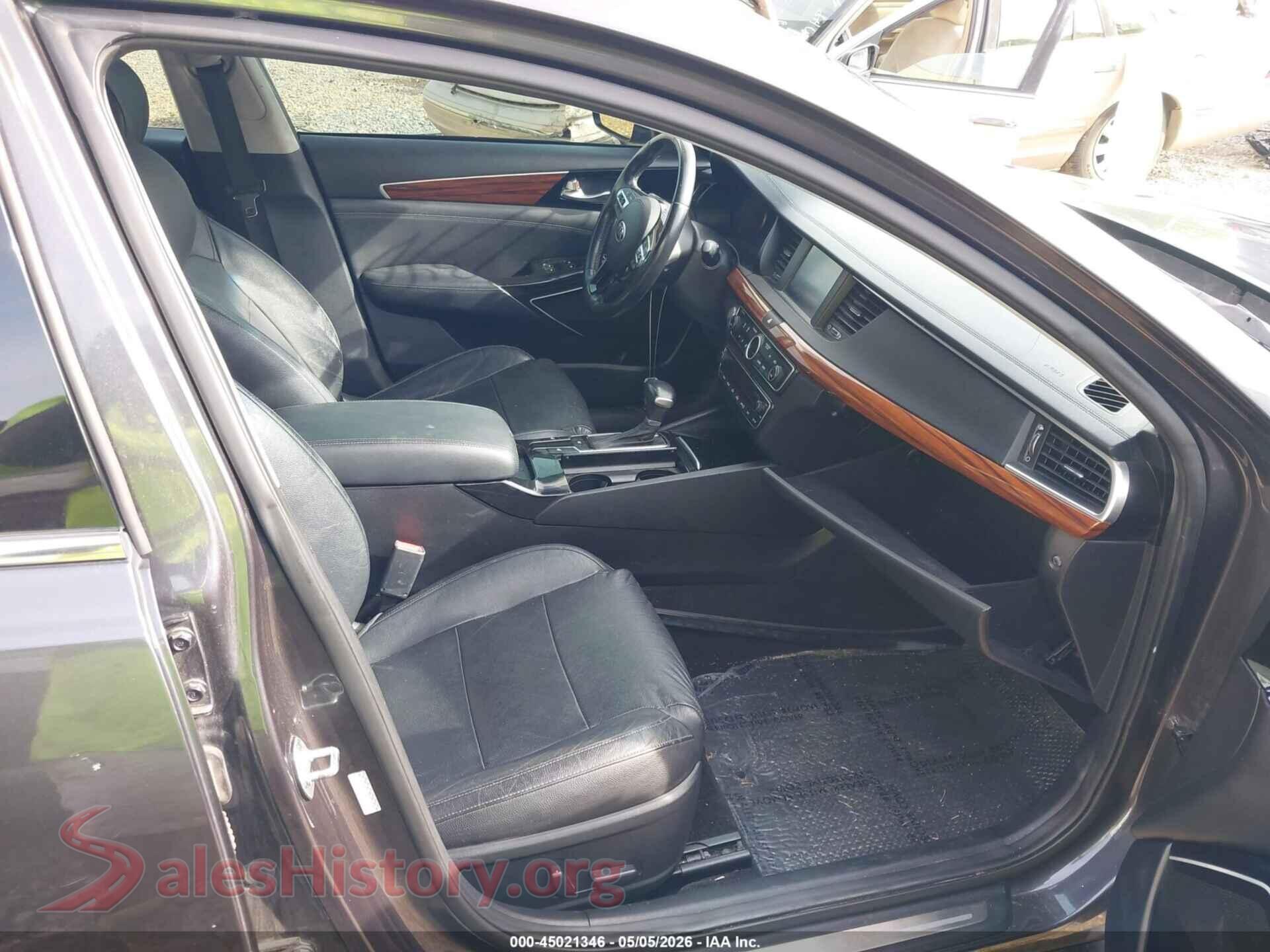 2018 KIA CADENZA VIN KNALB4J1XJ5120458, rear view
