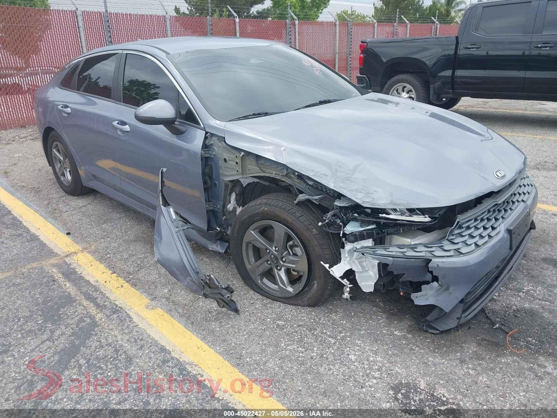 5XXG14J26MG076622 2021 KIA K5