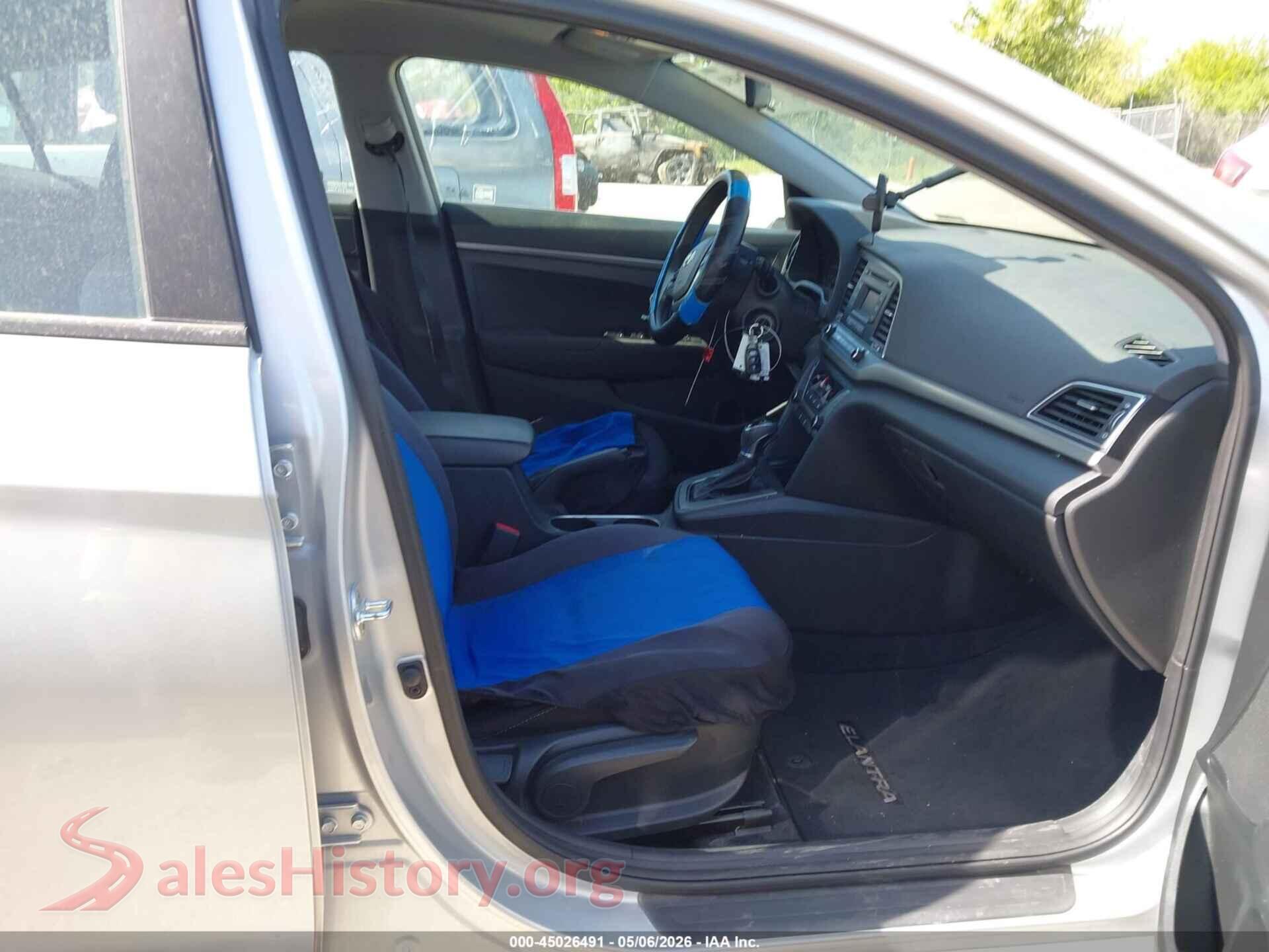 2018 HYUNDAI ELANTRA VIN 5NPD74LF2JH334961, rear view