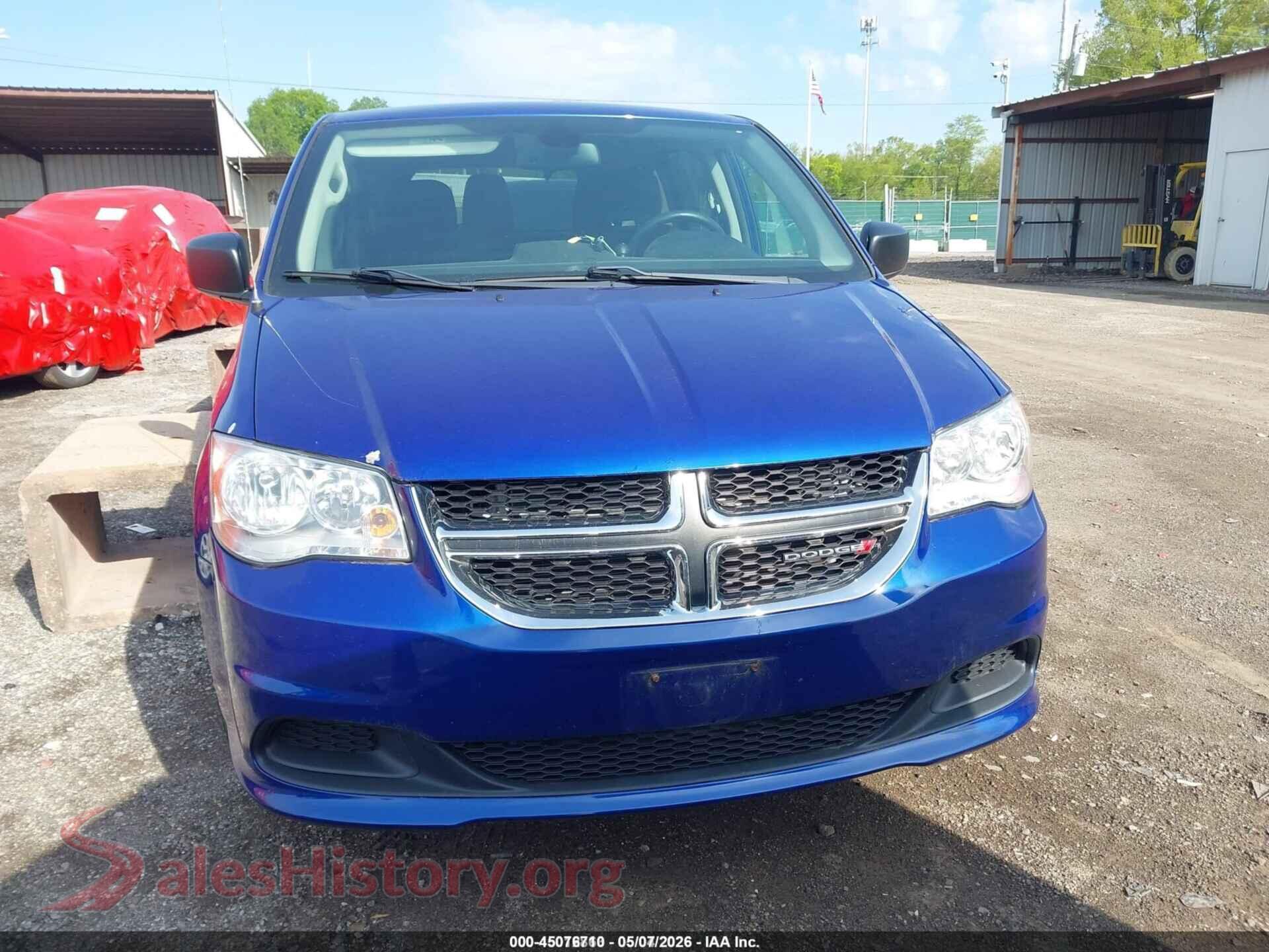 2018 DODGE GRAND CARAVAN VIN 2C4RDGBGXJR296585, damage close-up