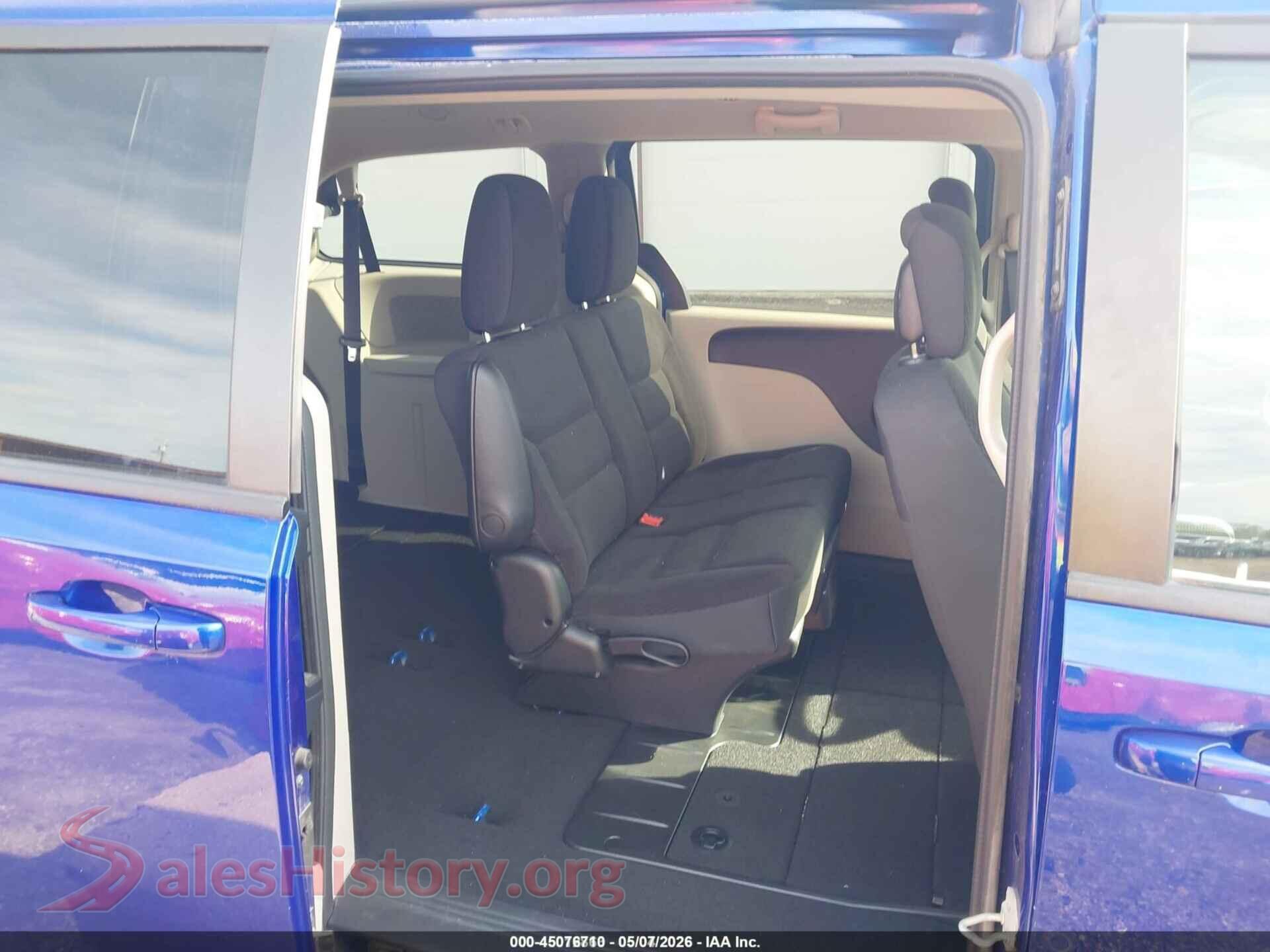 2018 DODGE GRAND CARAVAN VIN 2C4RDGBGXJR296585, front passenger side