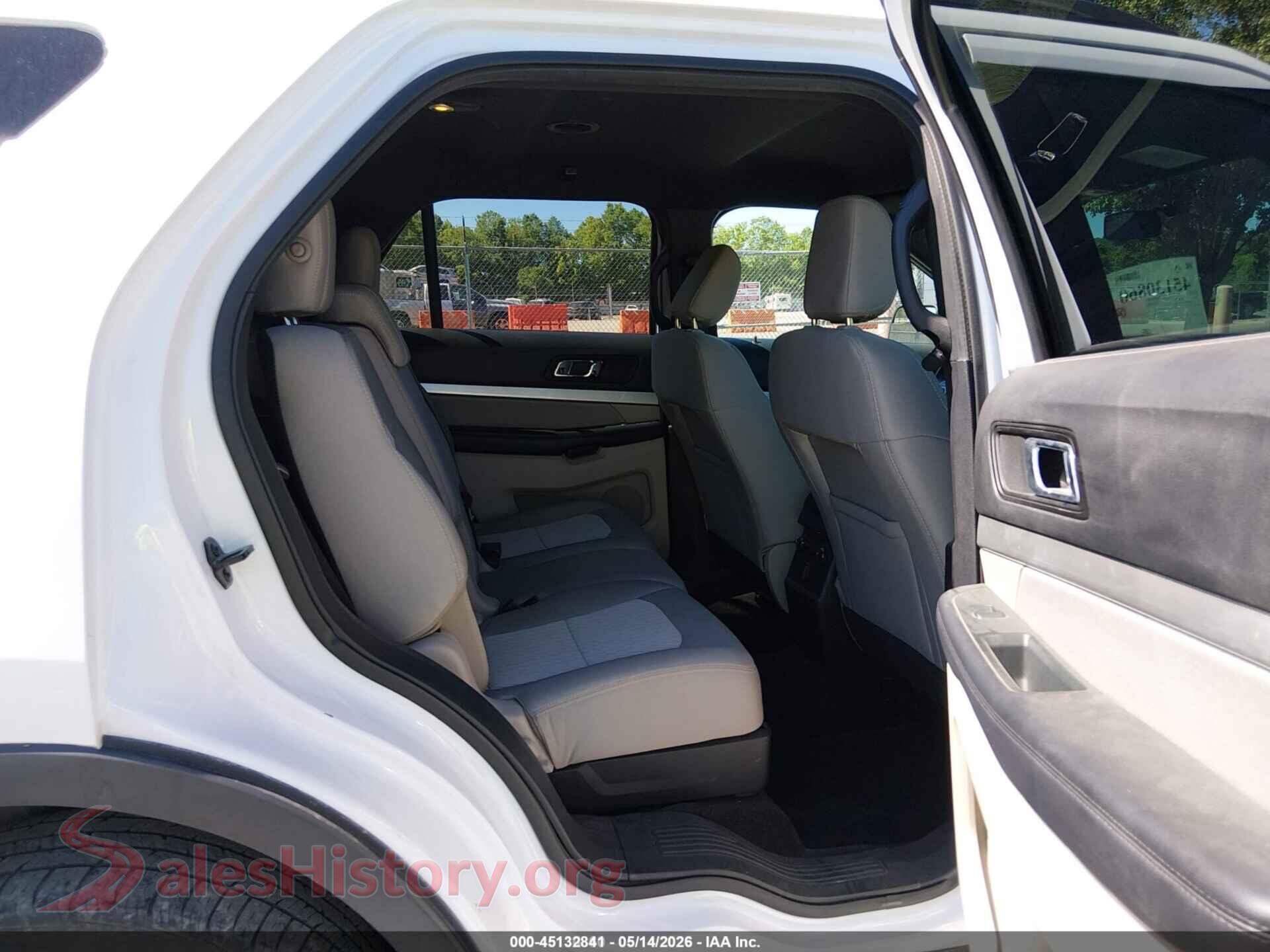 2018 FORD EXPLORER VIN 1FM5K8B86JGC45293, passenger side view
