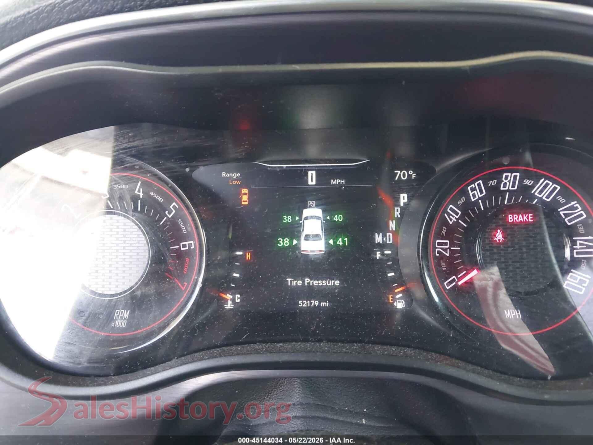 2018 DODGE CHALLENGER VIN 2C3CDZAGXJH334345, passenger side view