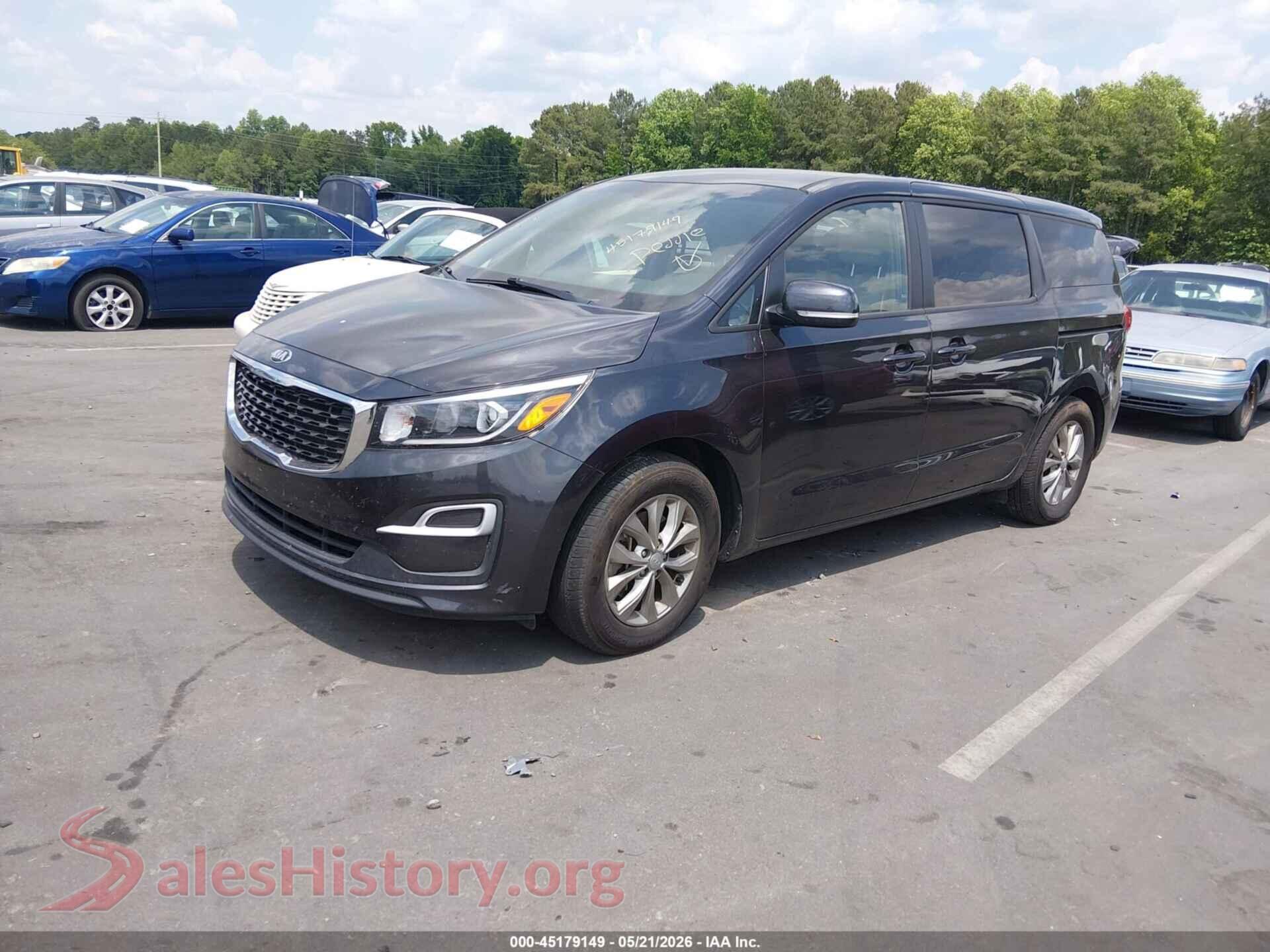 2019 KIA SEDONA VIN KNDMB5C18K6549104, front view