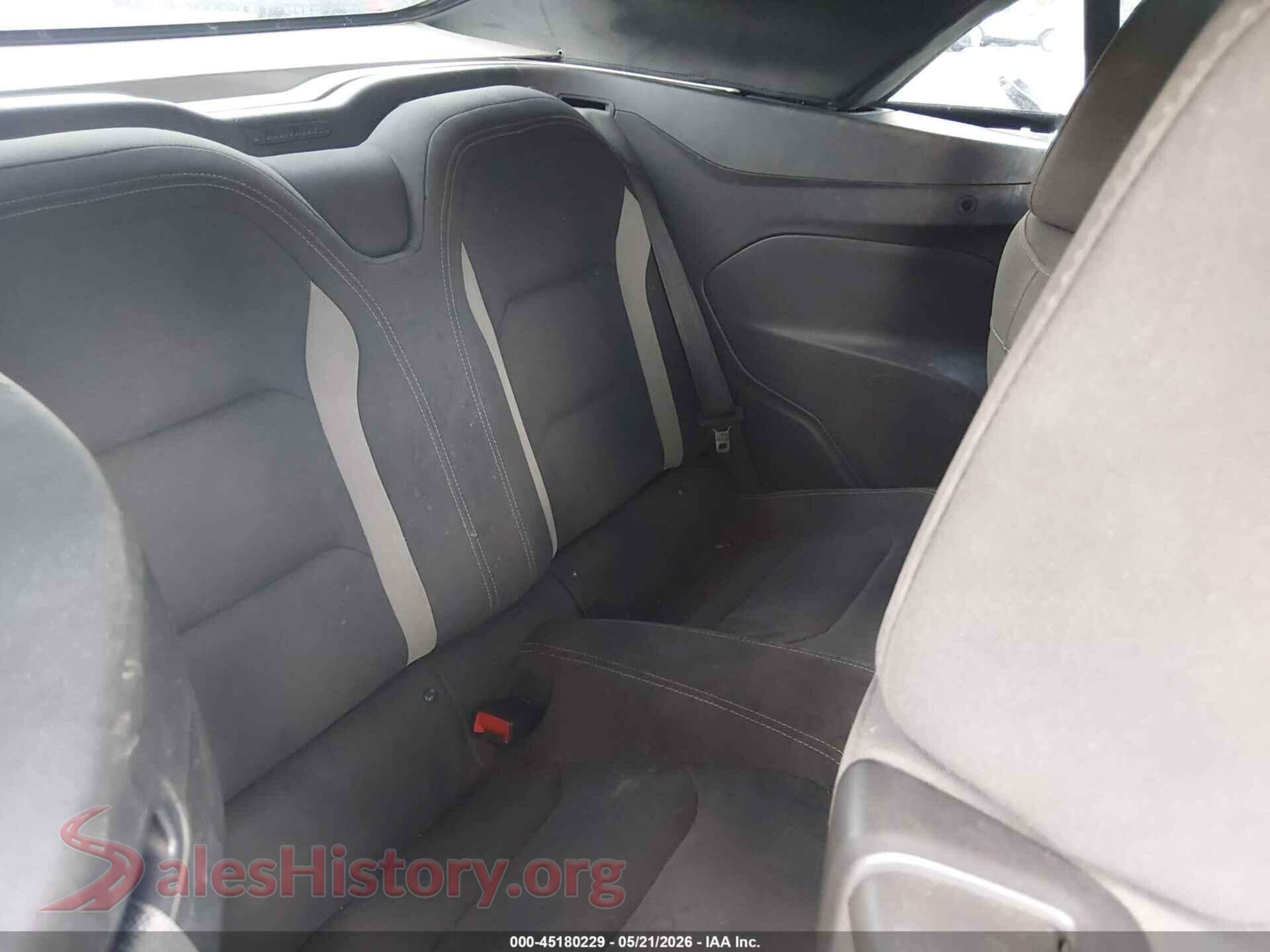 2020 CHEVROLET CAMARO VIN 1G1FB3DS9L0110379, front passenger side