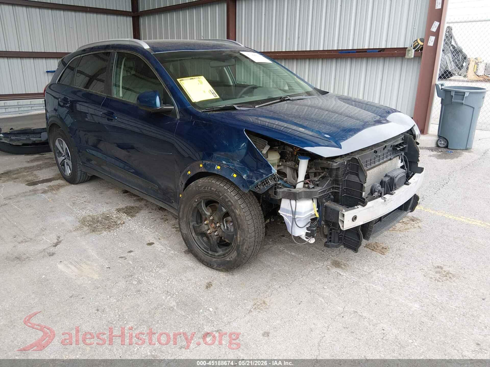 KNDCB3LC1K5302529 2019 KIA NIRO