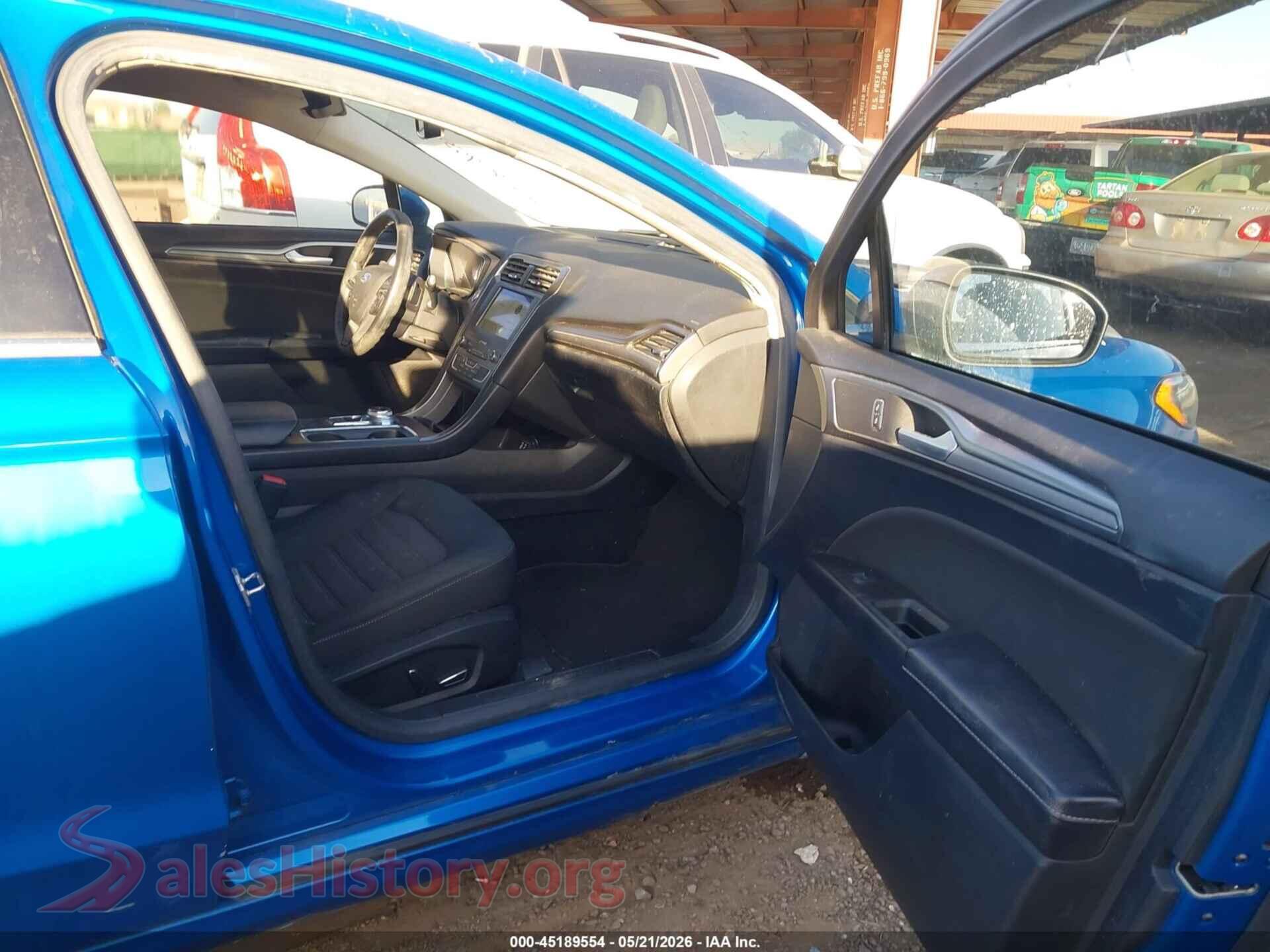 2019 FORD FUSION VIN 3FA6P0HD3KR276601, rear view
