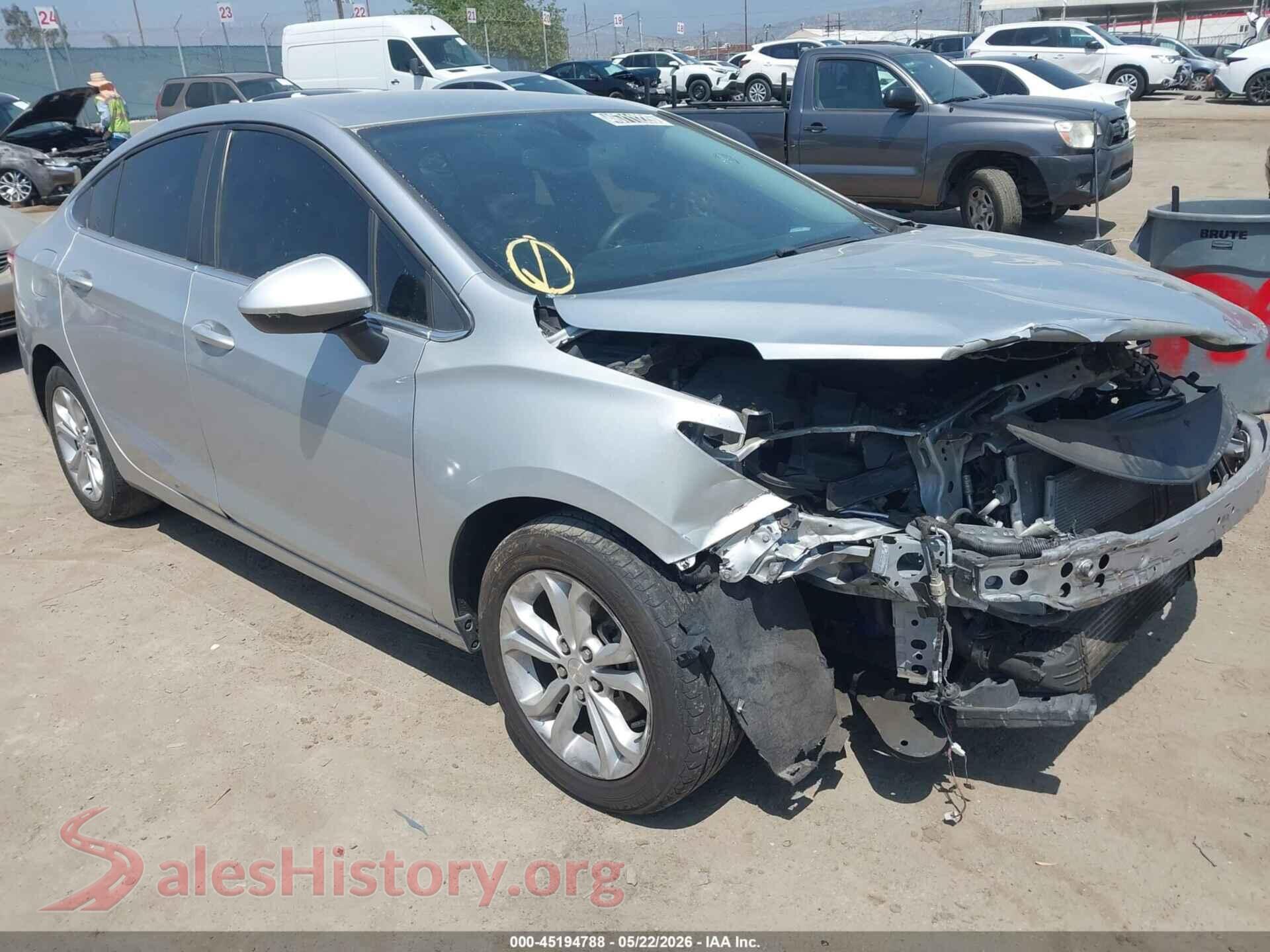 1G1BE5SM8K7144292 2019 CHEVROLET CRUZE