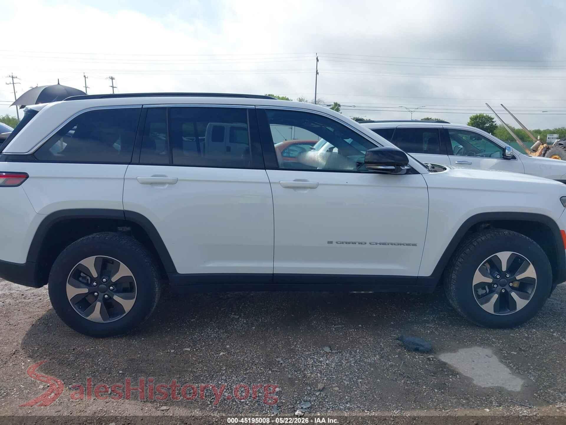 2024 JEEP GRAND CHEROKEE 4XE VIN 1C4RJYB62RC182400, auction photo 13