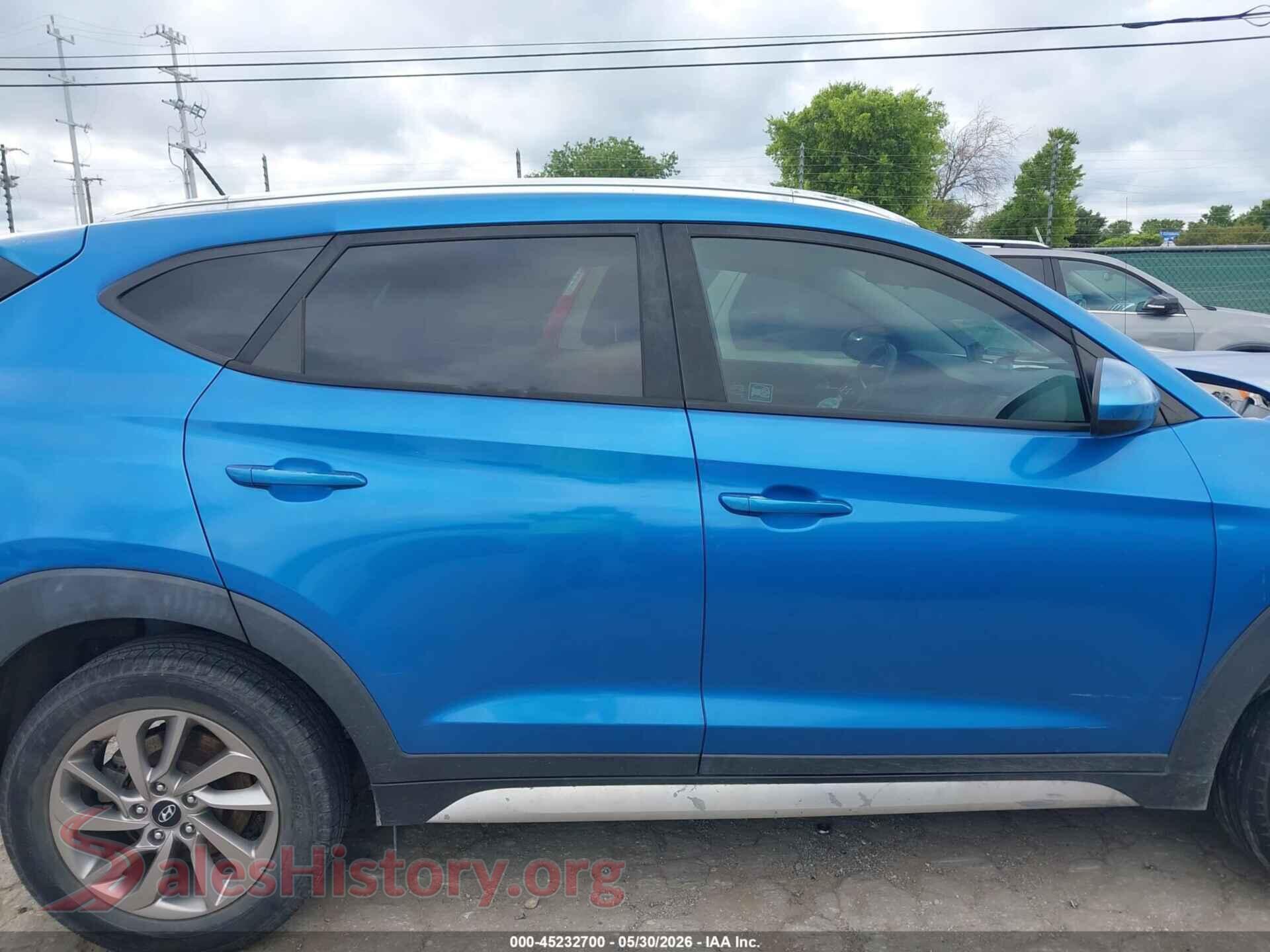 2017 HYUNDAI TUCSON VIN KM8J33A42HU424777, auction photo 13