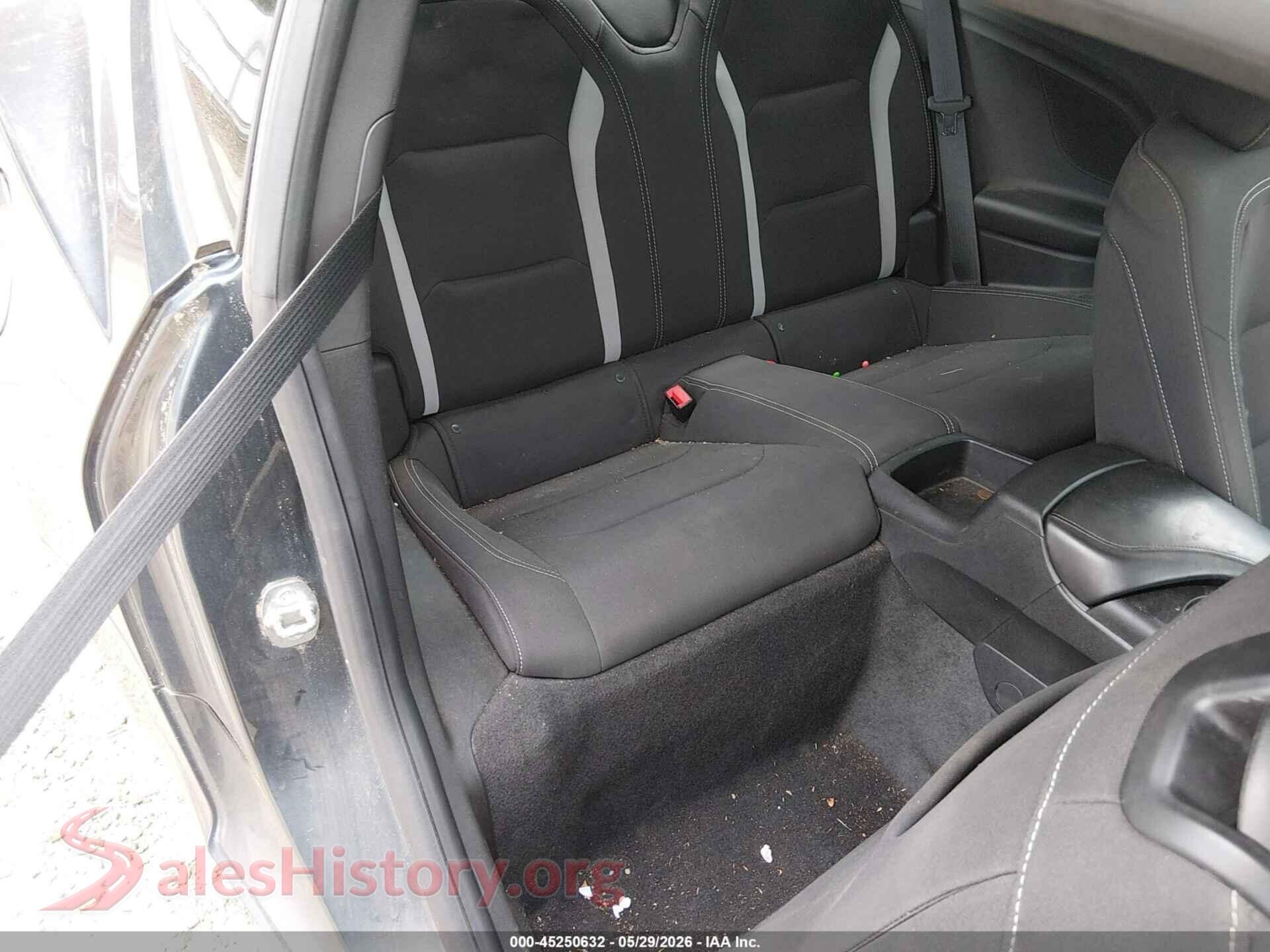 2019 CHEVROLET CAMARO VIN 1G1FB1RXXK0117784, front passenger side
