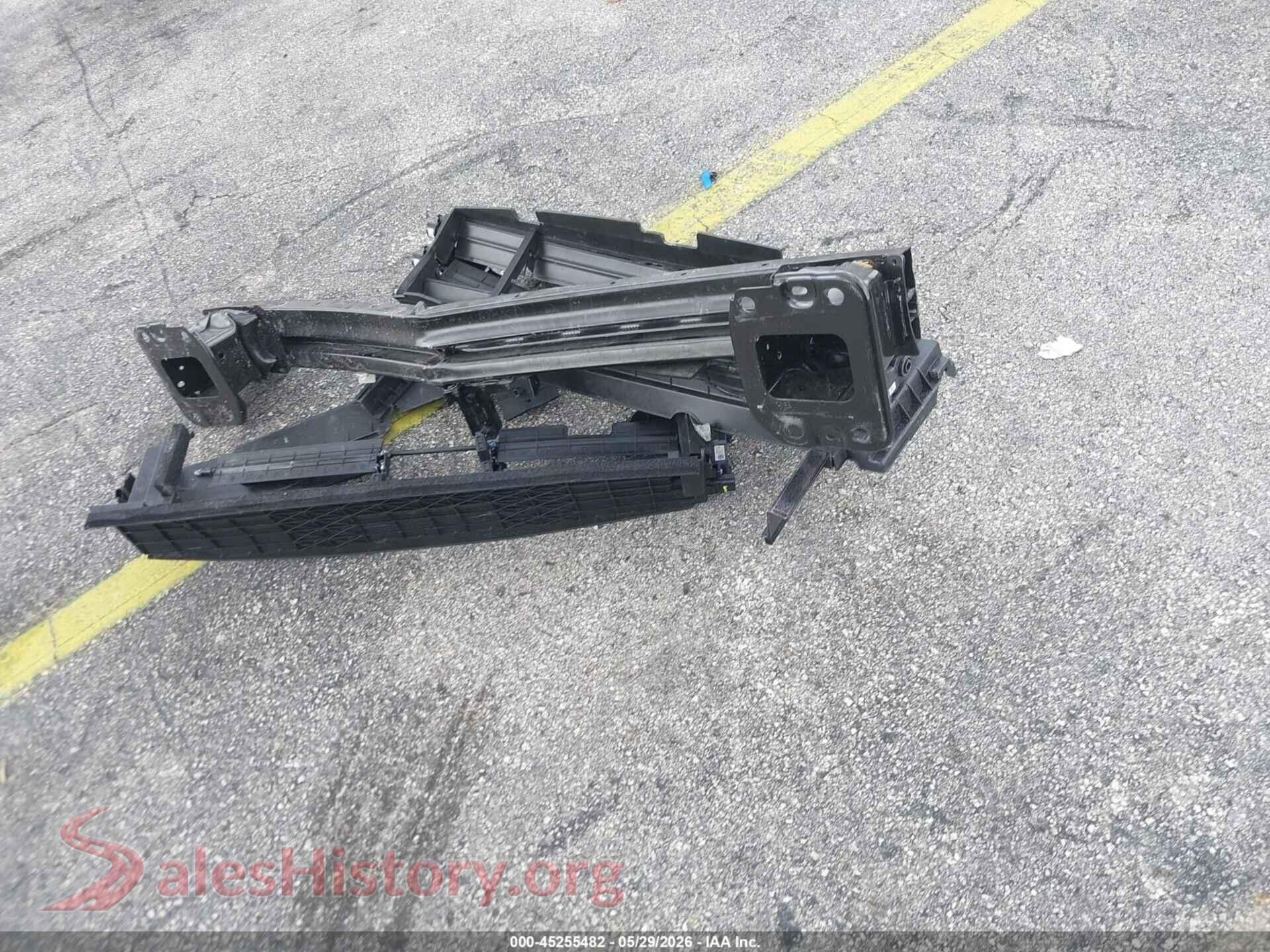 2026 KIA SPORTAGE VIN 5XYK53DF3TG382078, damage close-up