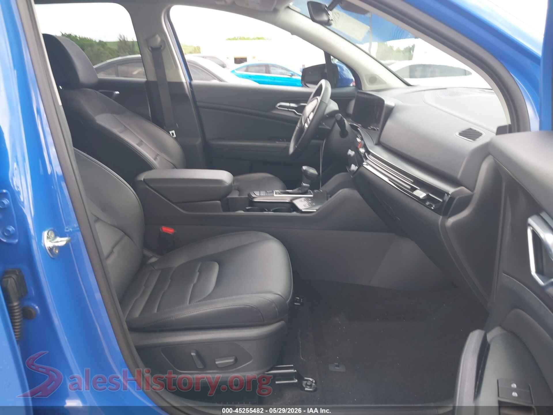 2026 KIA SPORTAGE VIN 5XYK53DF3TG382078, rear view