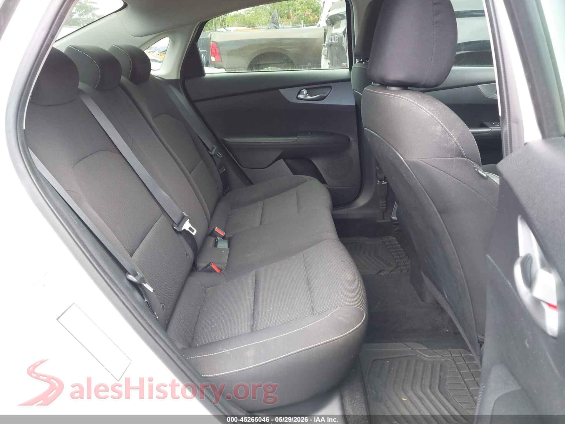 2021 KIA FORTE VIN 3KPF24AD0ME316363, front passenger side