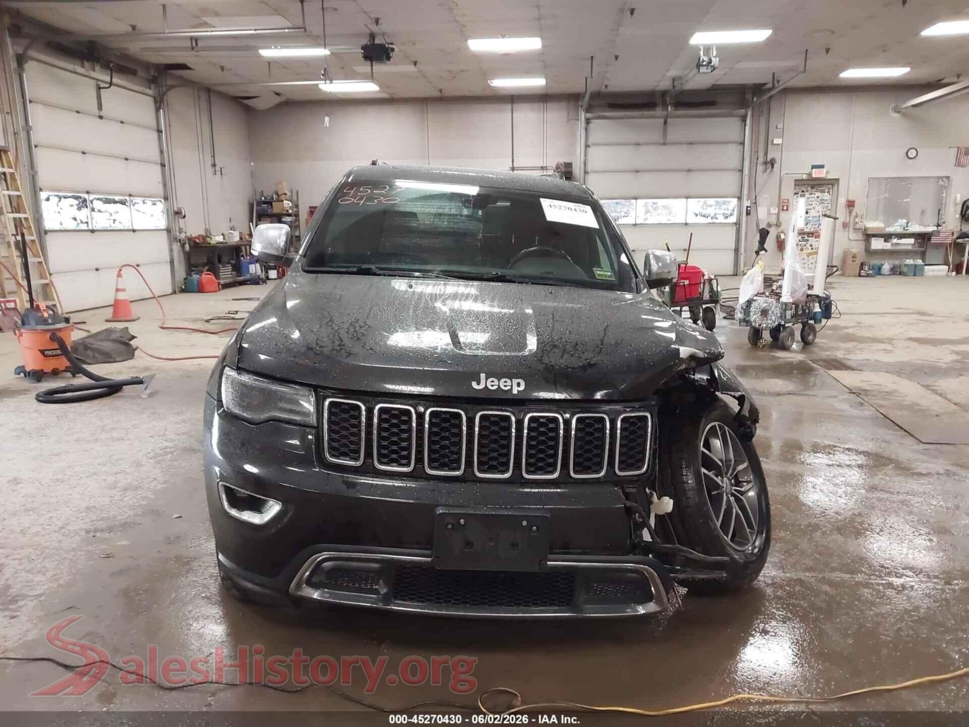 2017 JEEP GRAND CHEROKEE VIN 1C4RJFBG6HC908979, damage close-up