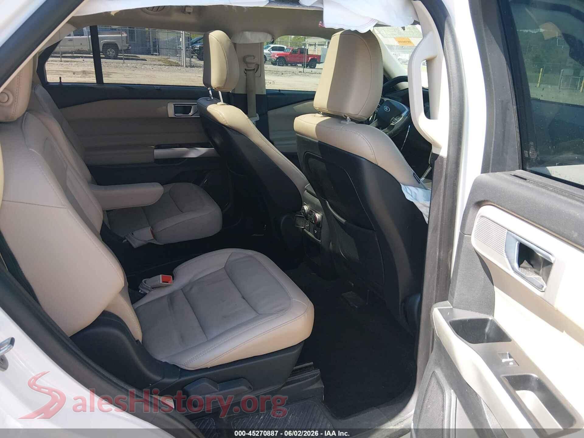 2020 FORD EXPLORER VIN 1FMSK8FHXLGD19301, front passenger side