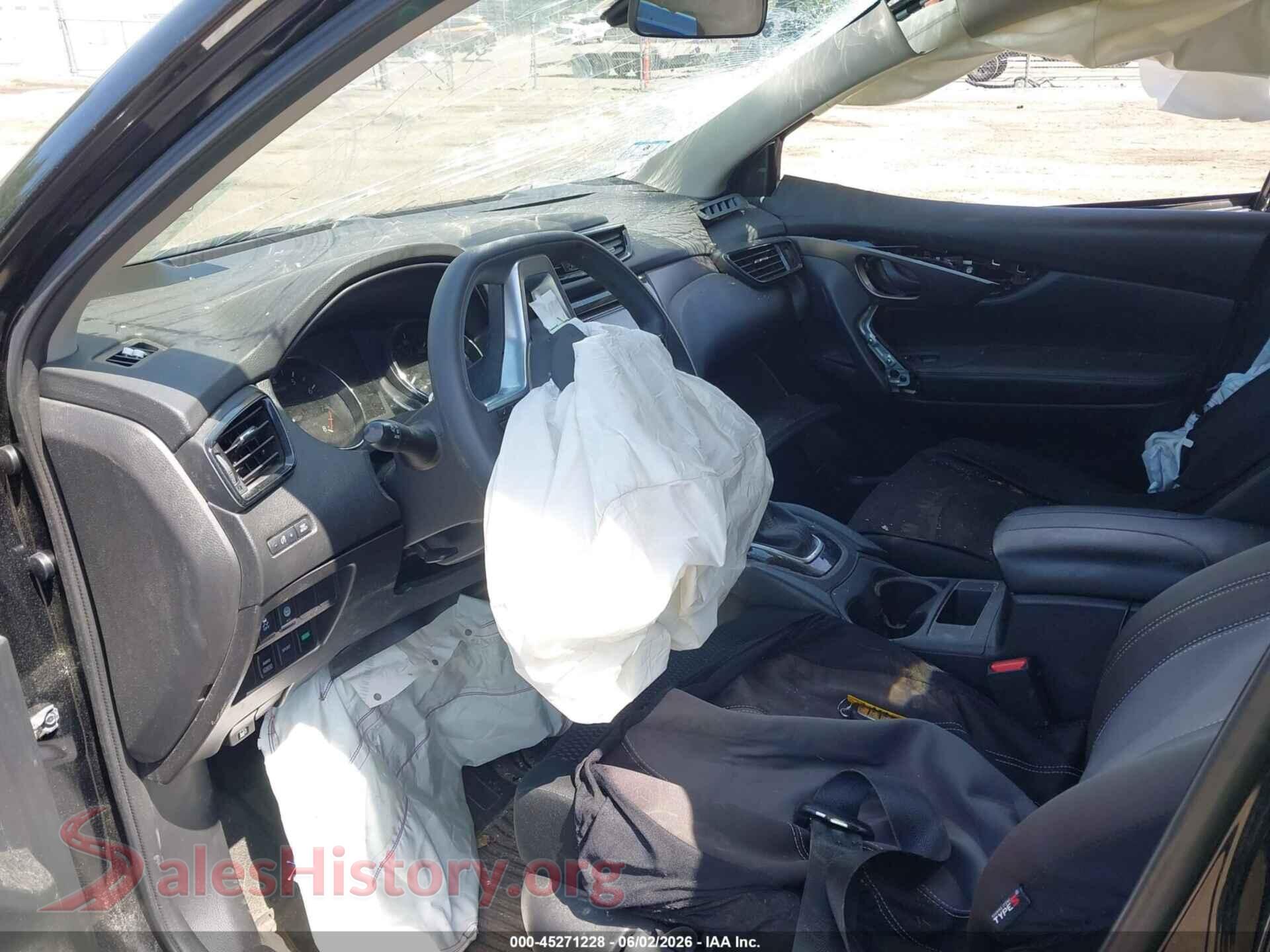 2022 NISSAN ROGUE SPORT VIN JN1BJ1AW5NW683304, rear view