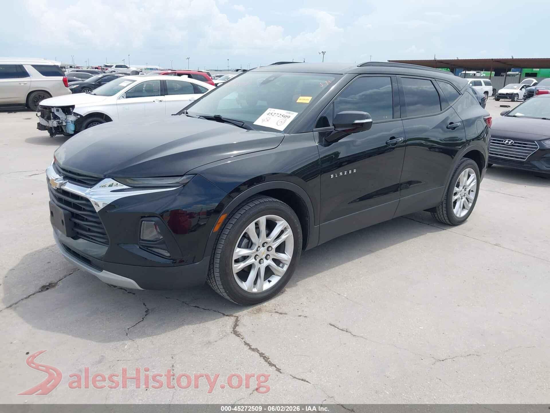 2020 CHEVROLET BLAZER VIN 3GNKBDRS9LS727916, front view