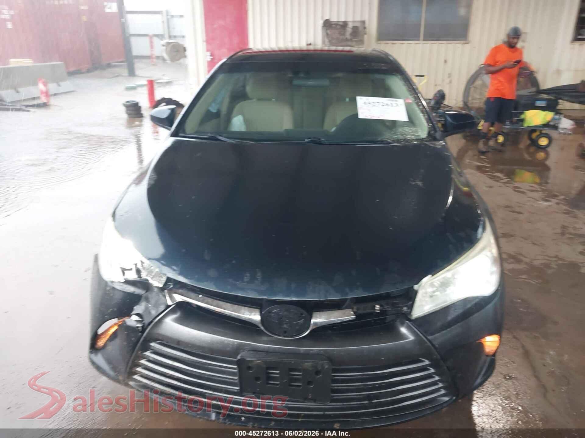 2017 TOYOTA CAMRY HYBRID VIN 4T1BD1FK8HU207344, damage close-up
