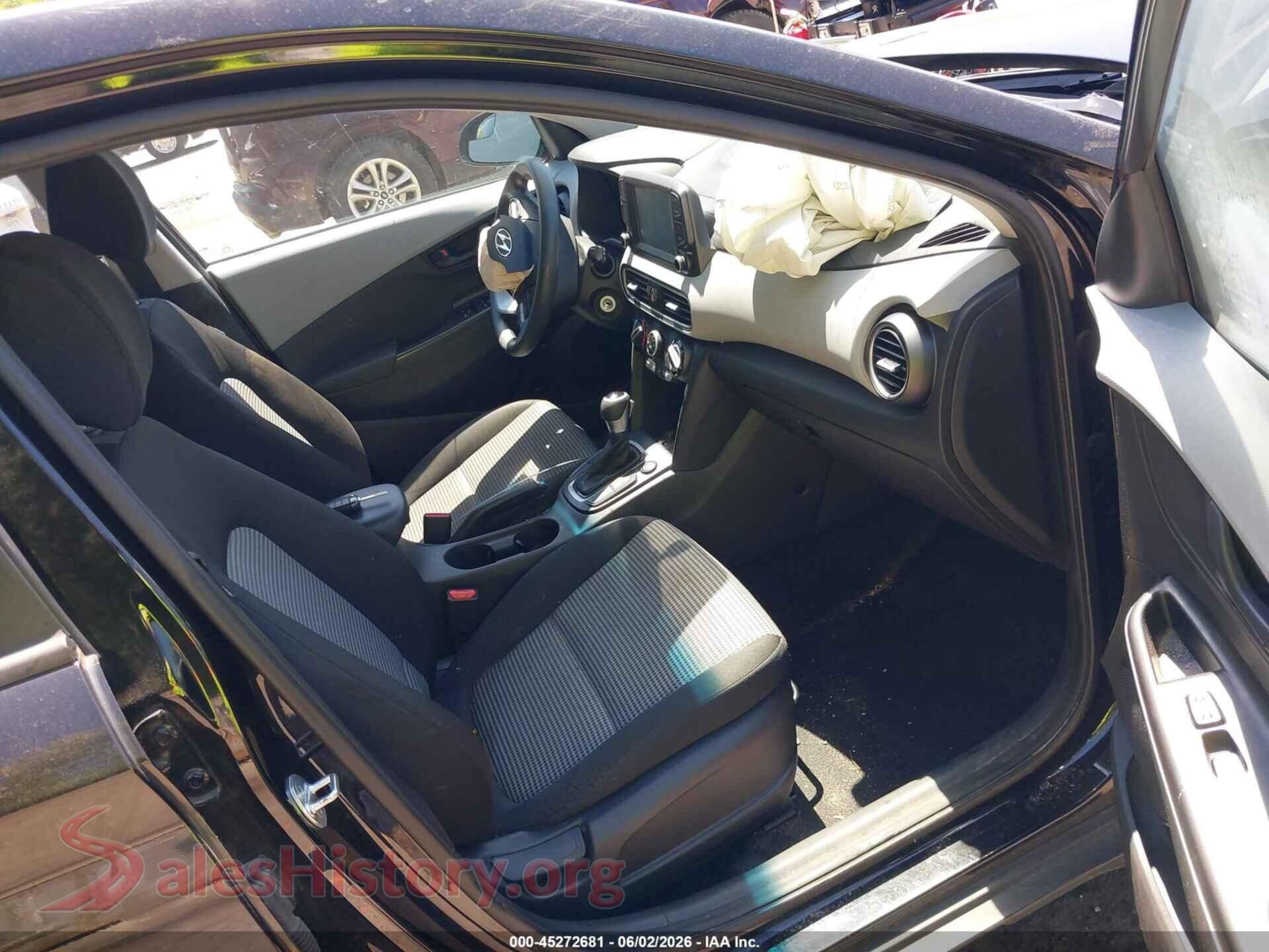 2018 HYUNDAI KONA VIN KM8K1CAA5JU094588, rear view