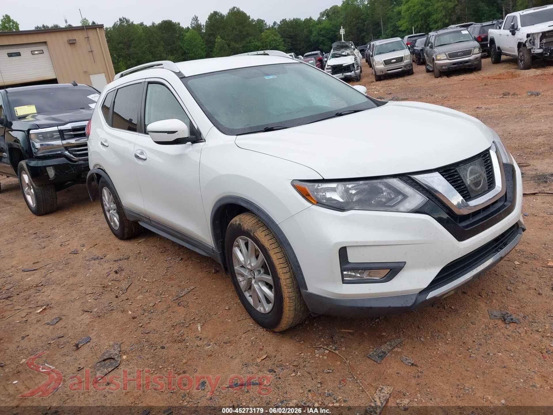 KNMAT2MT8HP595954 2017 NISSAN ROGUE