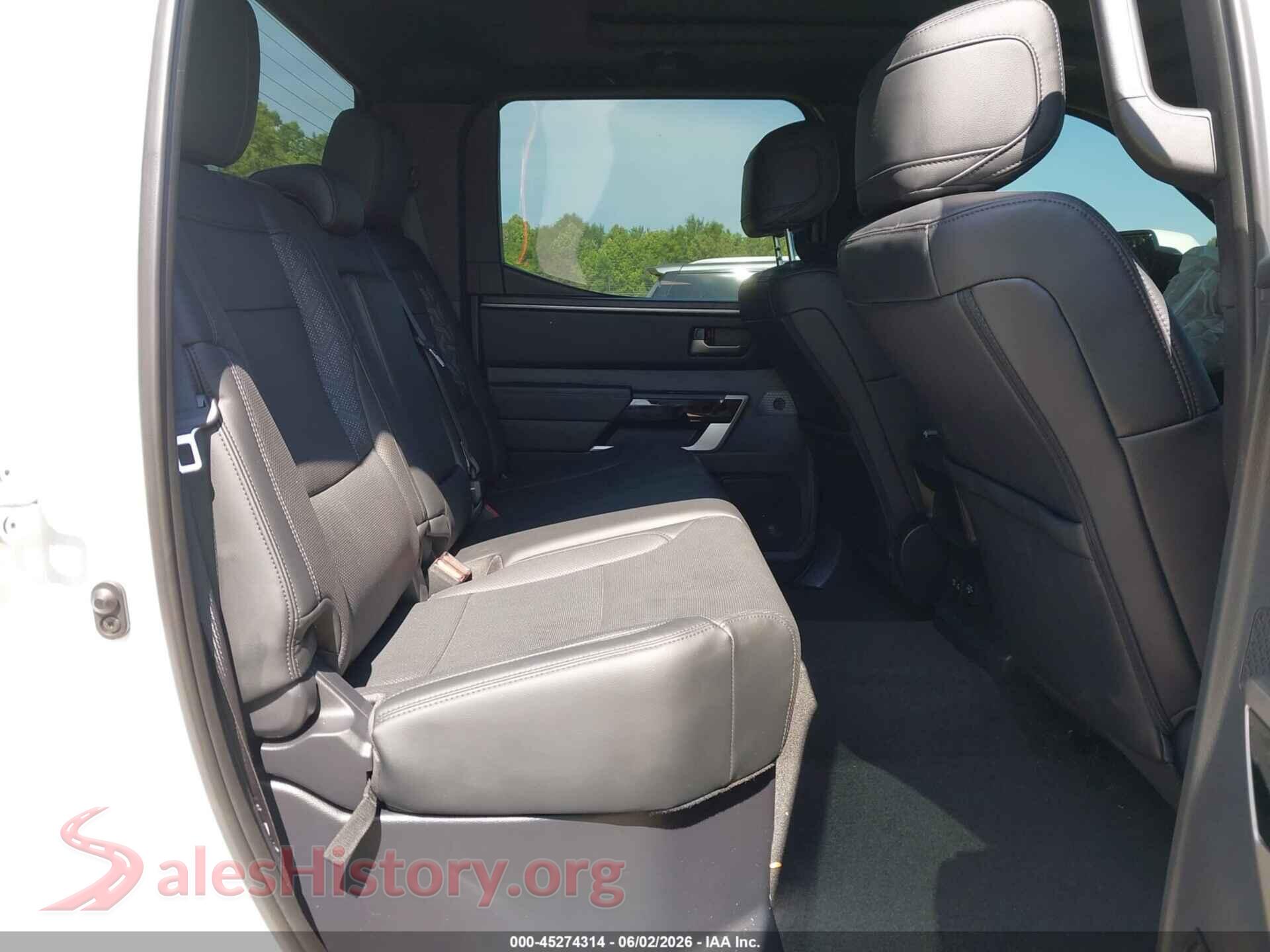 2025 TOYOTA TUNDRA VIN 5TFJA5DB6SX270807, front passenger side