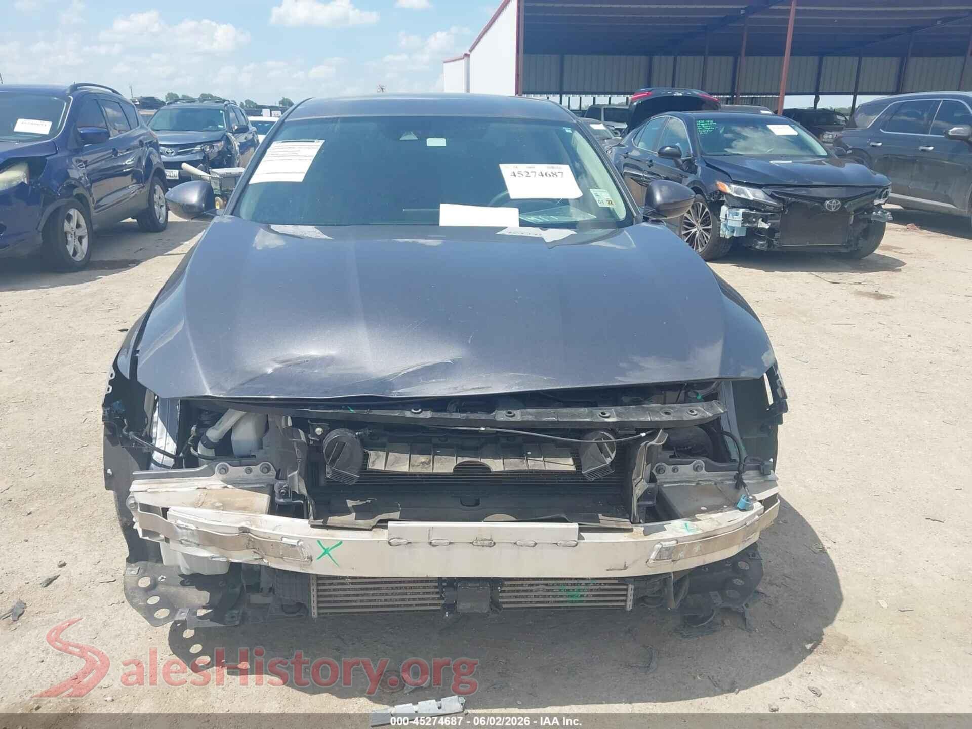 2021 HONDA ACCORD VIN 1HGCV1F17MA062050, damage close-up