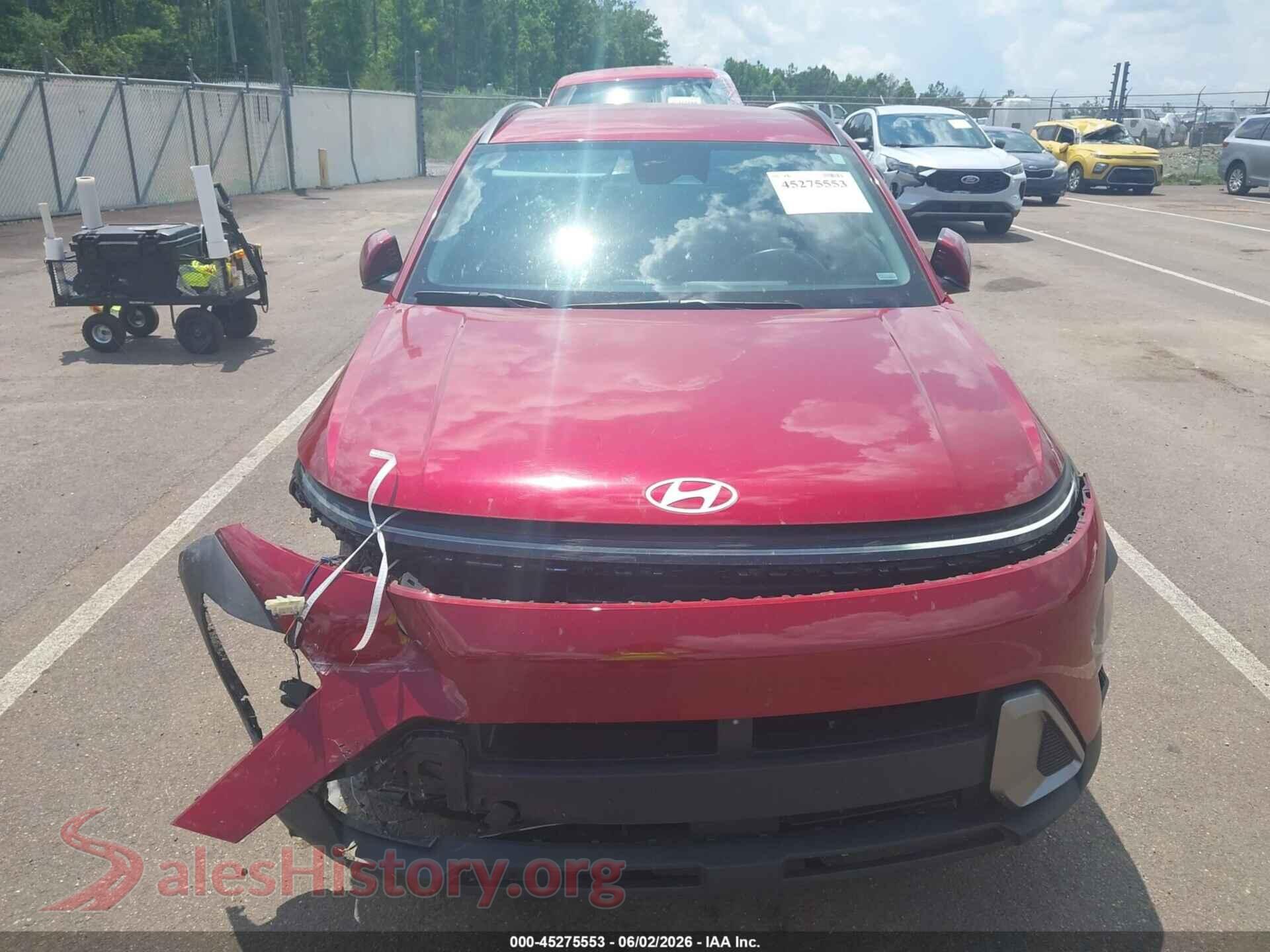 2025 HYUNDAI KONA VIN KM8HB3AB2SU205051, damage close-up