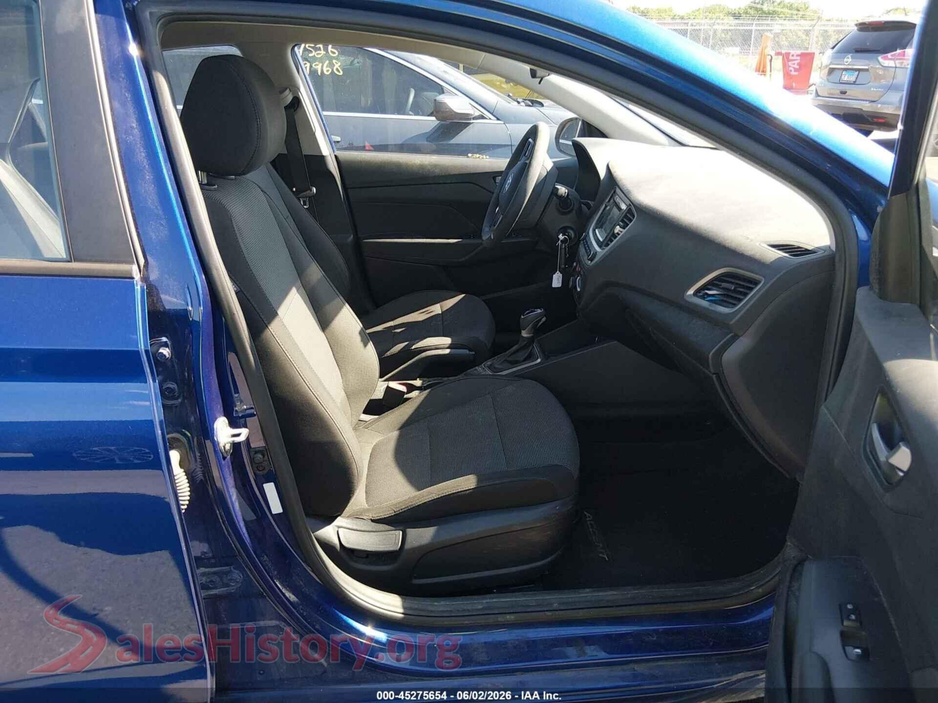 2019 HYUNDAI ACCENT VIN 3KPC24A37KE044918, rear view