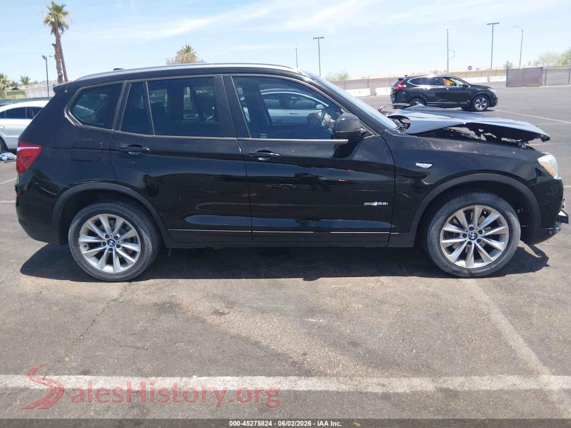 2017 BMW X3 VIN 5UXWZ7C52H0V85609, damage close-up