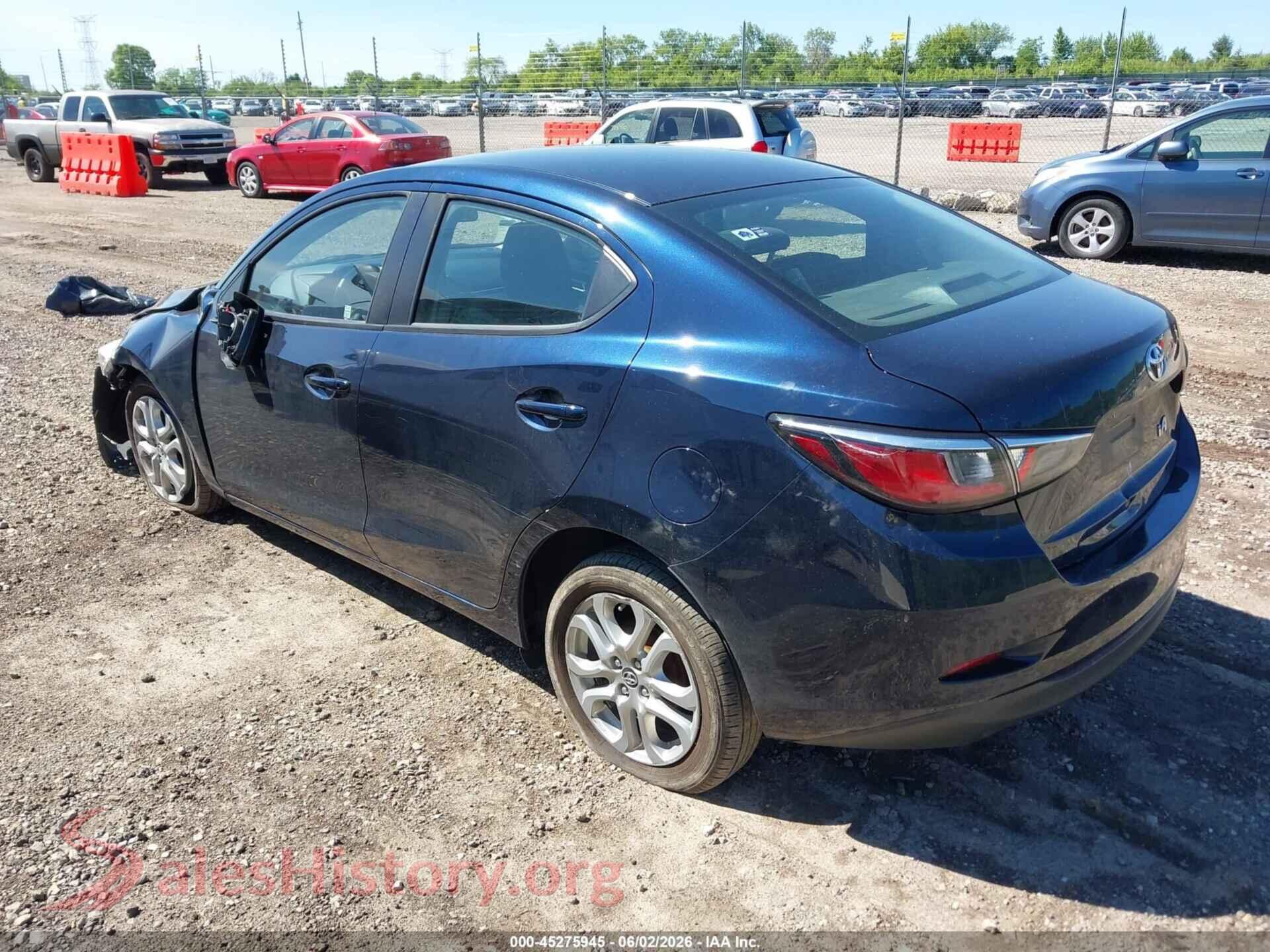 2018 TOYOTA YARIS IA VIN 3MYDLBYV0JY312624, driver side view