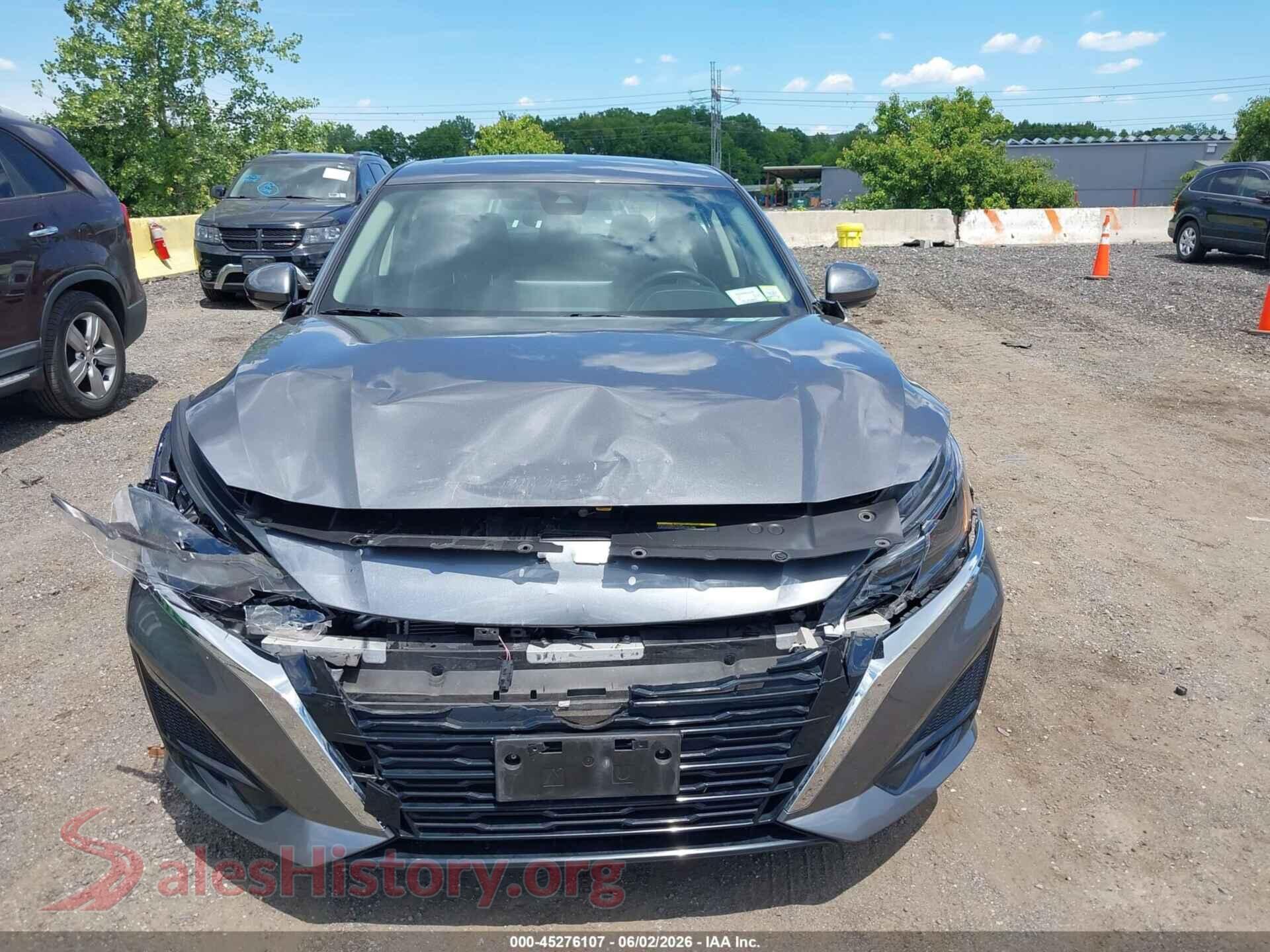 2024 NISSAN ALTIMA VIN 1N4BL4EW8RN331015, damage close-up
