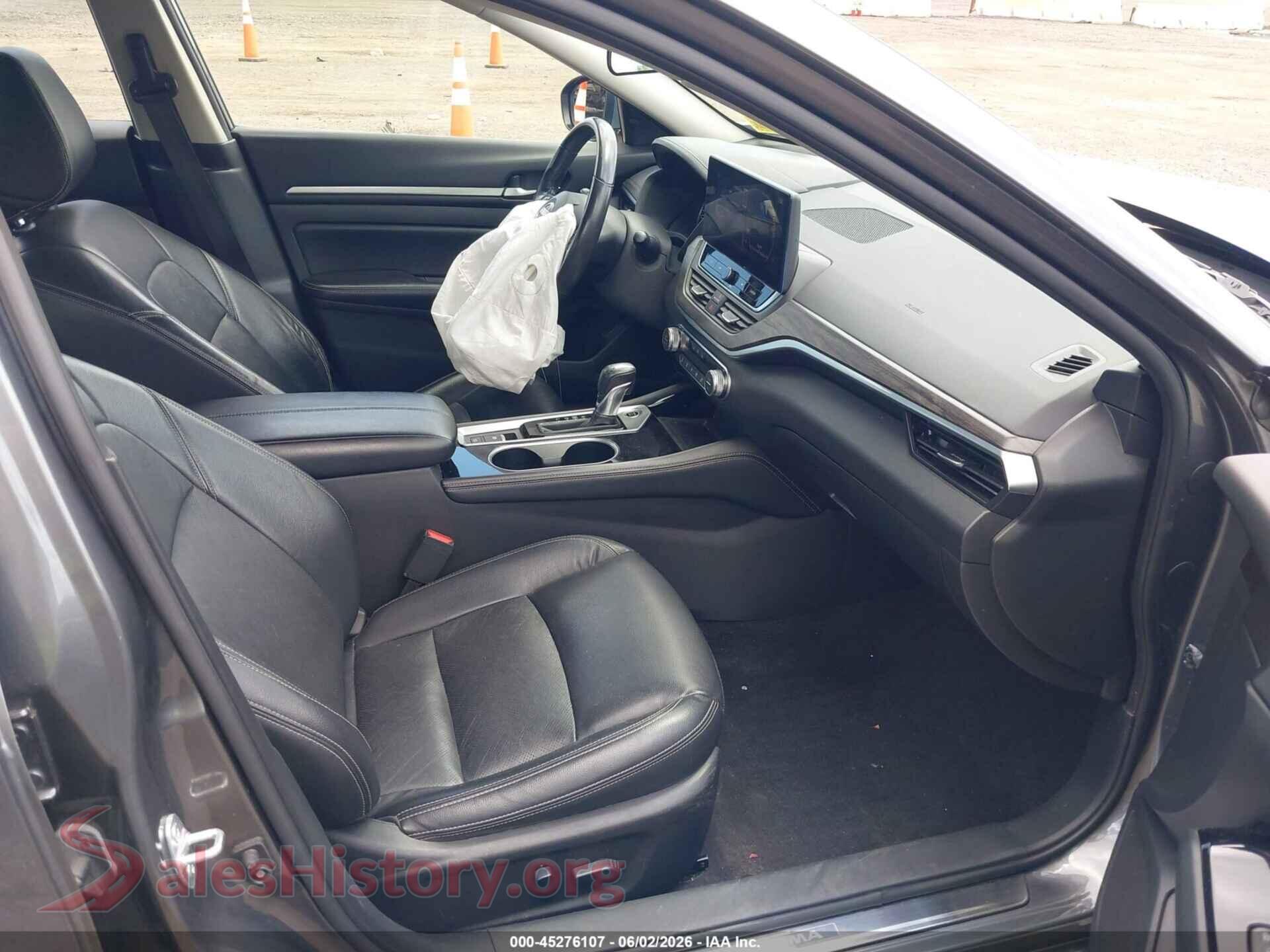 2024 NISSAN ALTIMA VIN 1N4BL4EW8RN331015, rear view