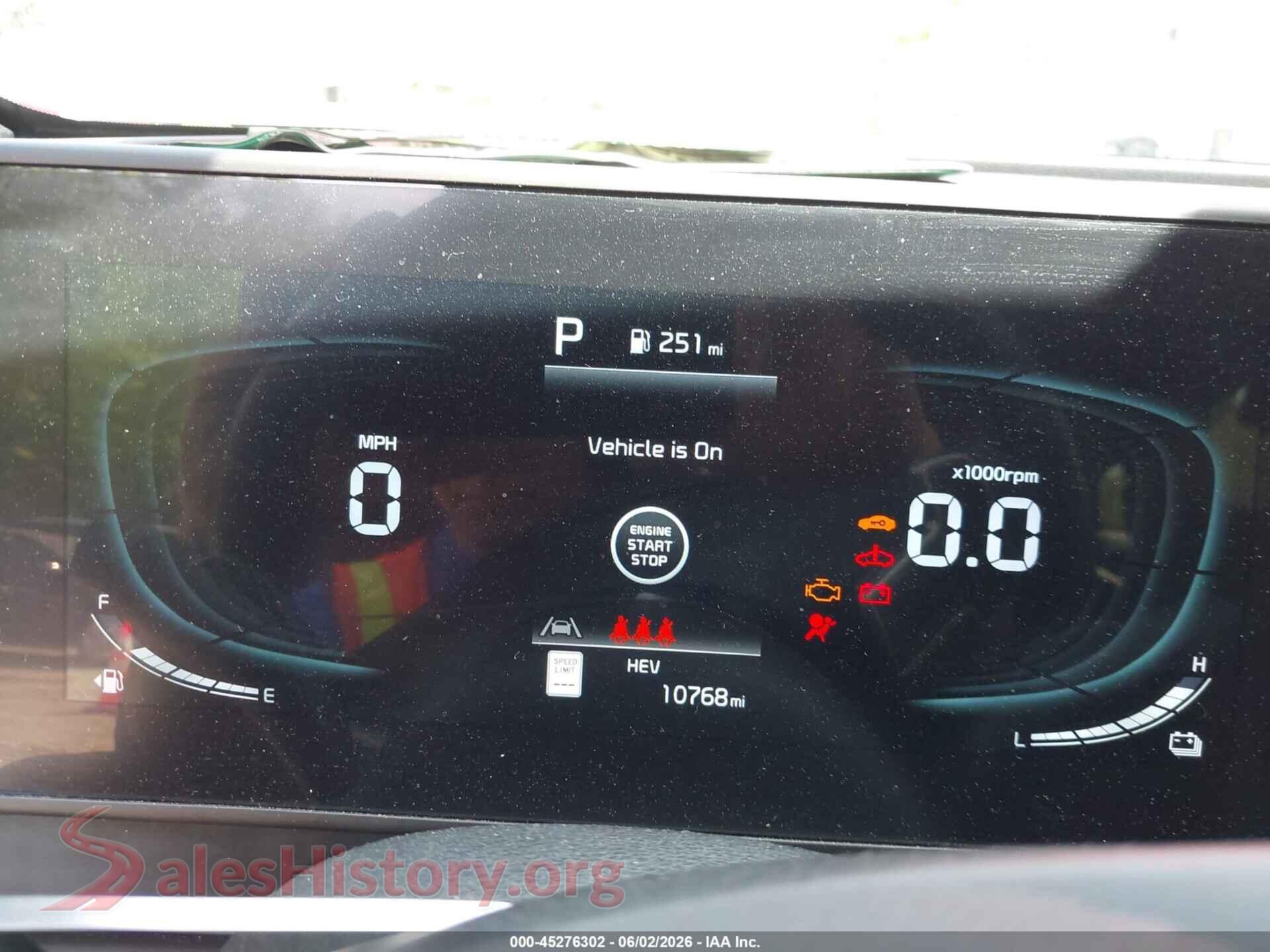 2025 KIA SPORTAGE PLUG-IN HYBRID VIN KNDPYDDH6S7205752, passenger side view