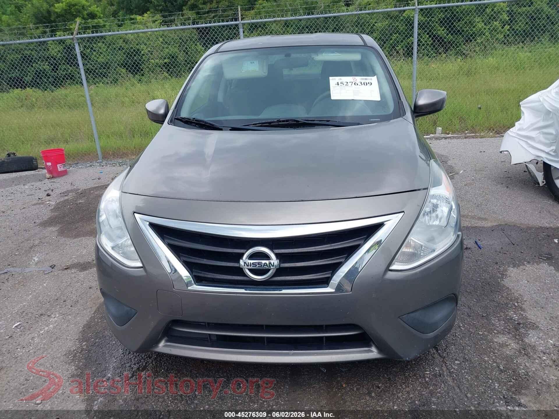 2017 NISSAN VERSA VIN 3N1CN7AP7HL810097, damage close-up