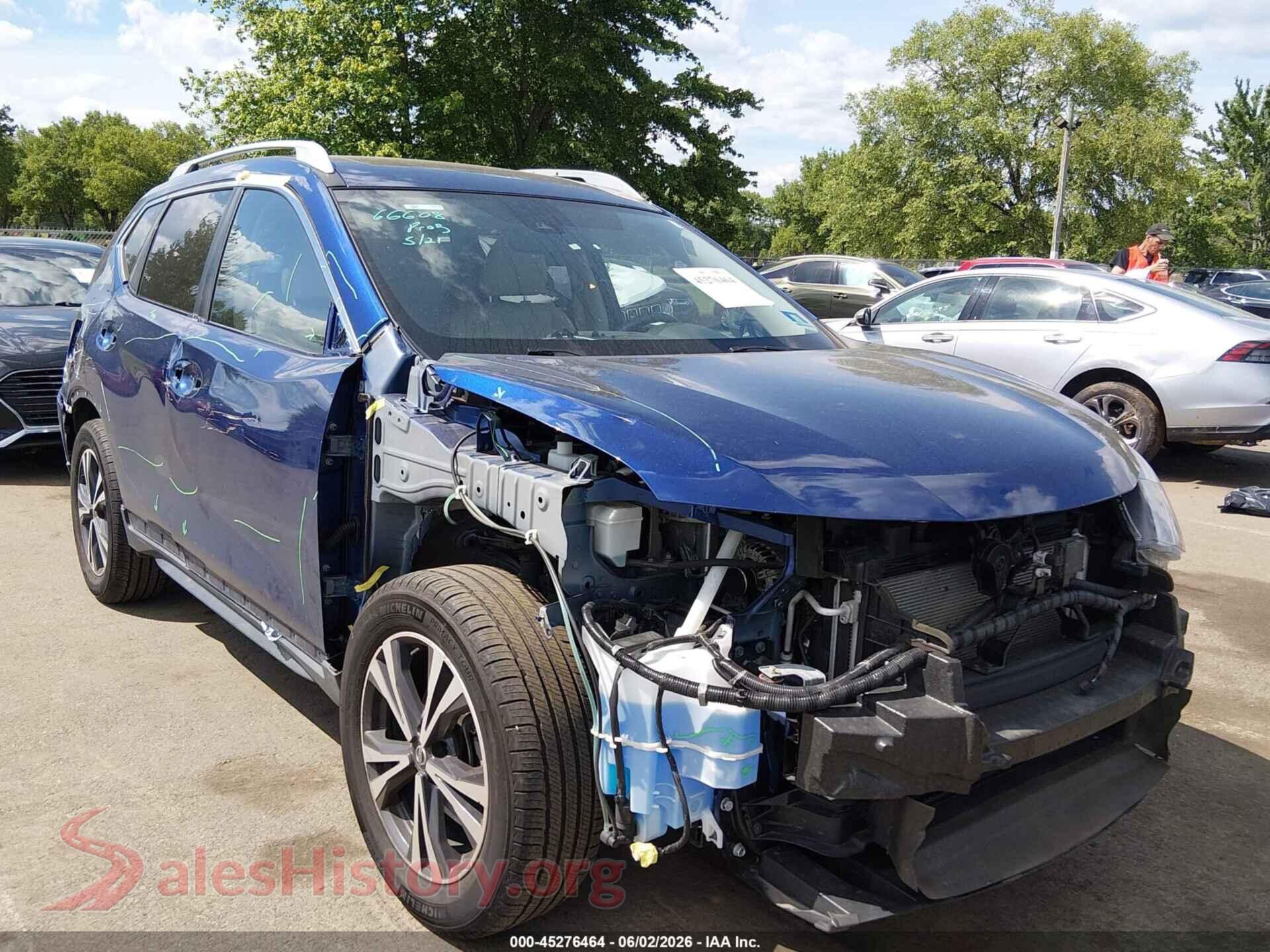 JN8AT2MV0JW308236 2018 NISSAN ROGUE