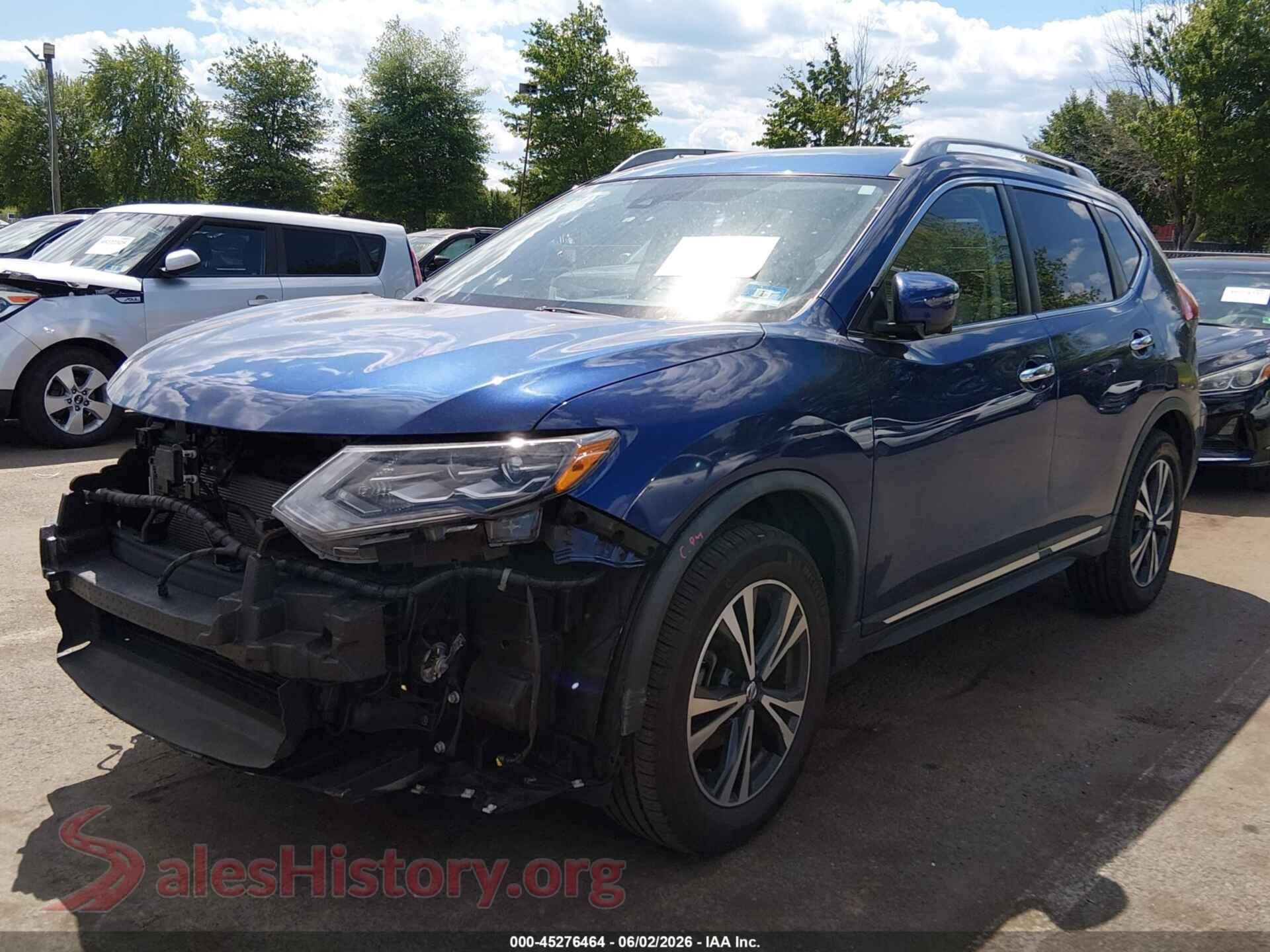 2018 NISSAN ROGUE VIN JN8AT2MV0JW308236, front view