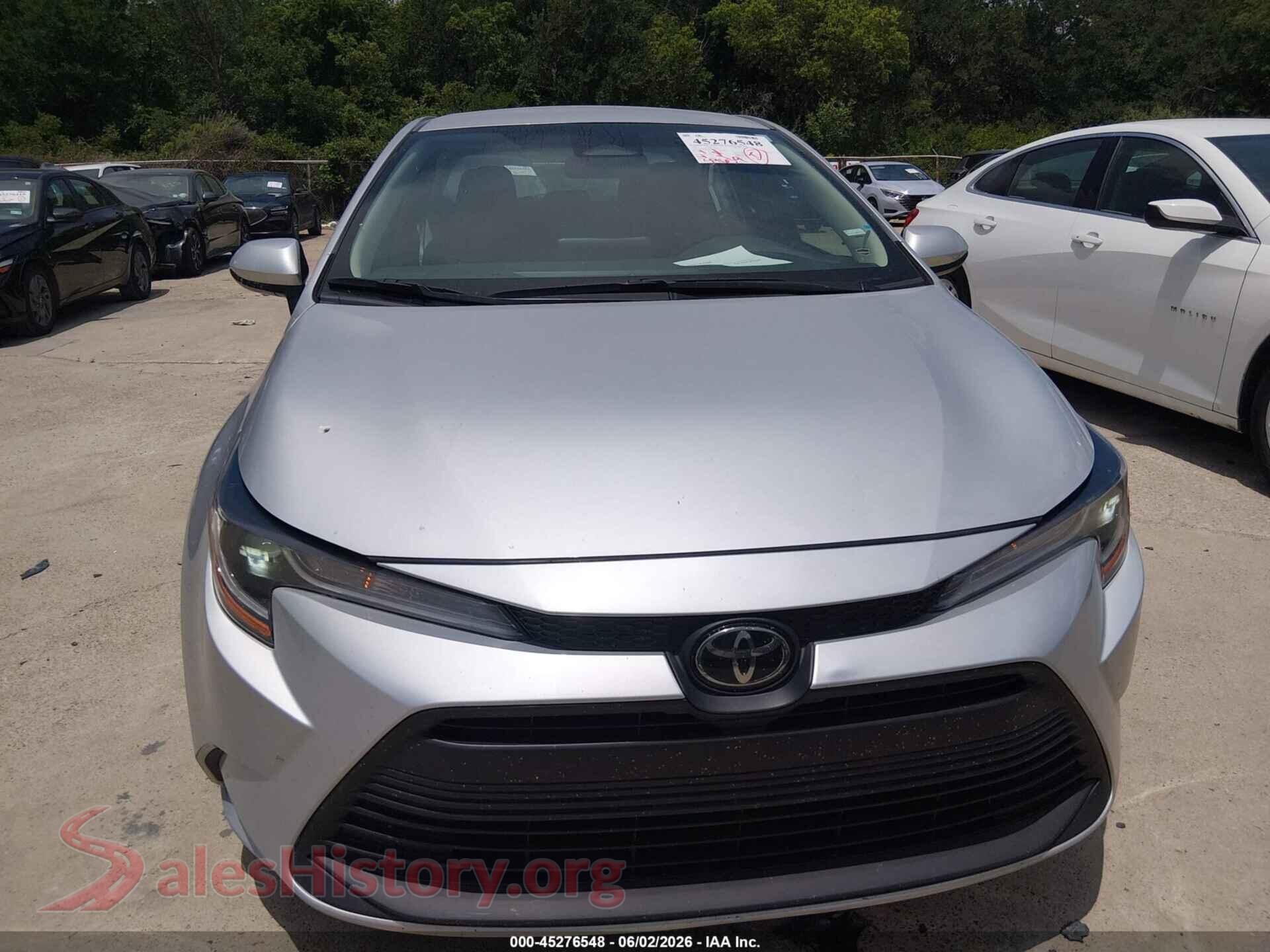 2024 TOYOTA COROLLA VIN 5YFB4MDE2RP102543, damage close-up