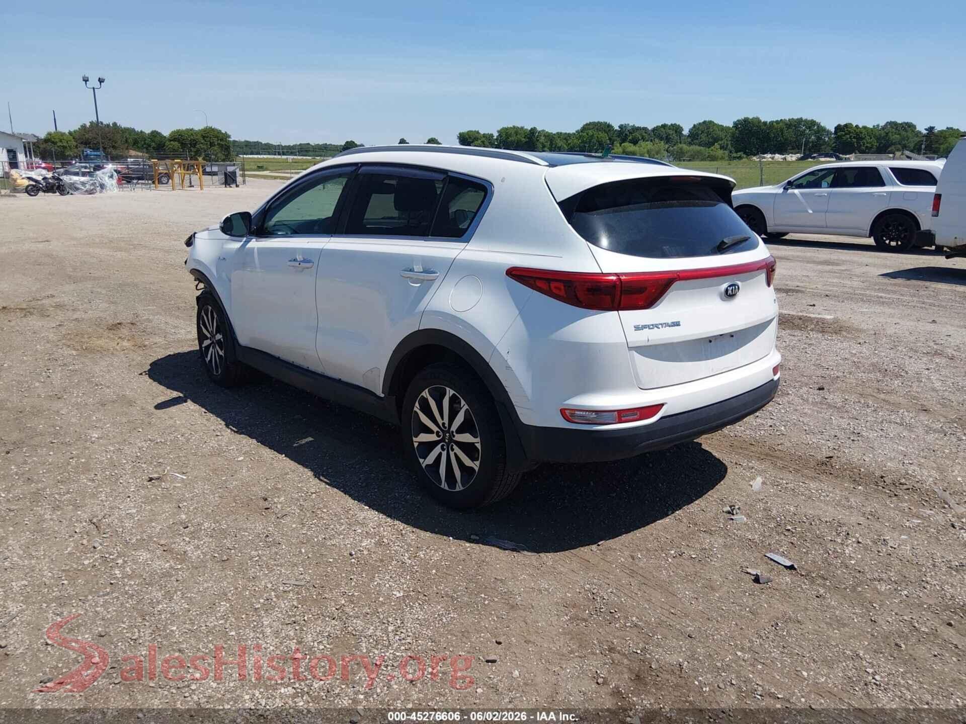 2017 KIA SPORTAGE VIN KNDPNCAC2H7078678, driver side view
