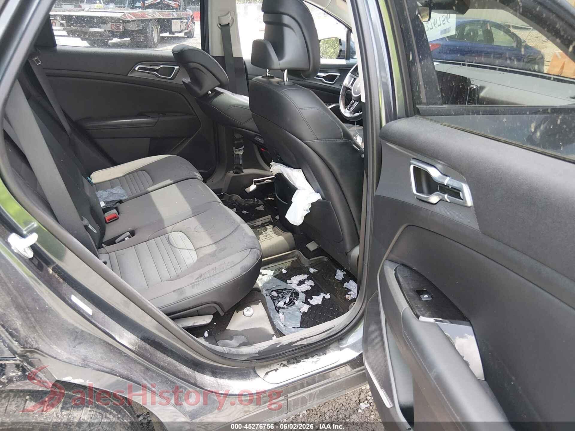 2023 KIA SPORTAGE VIN 5XYK53AFXPG055753, front passenger side