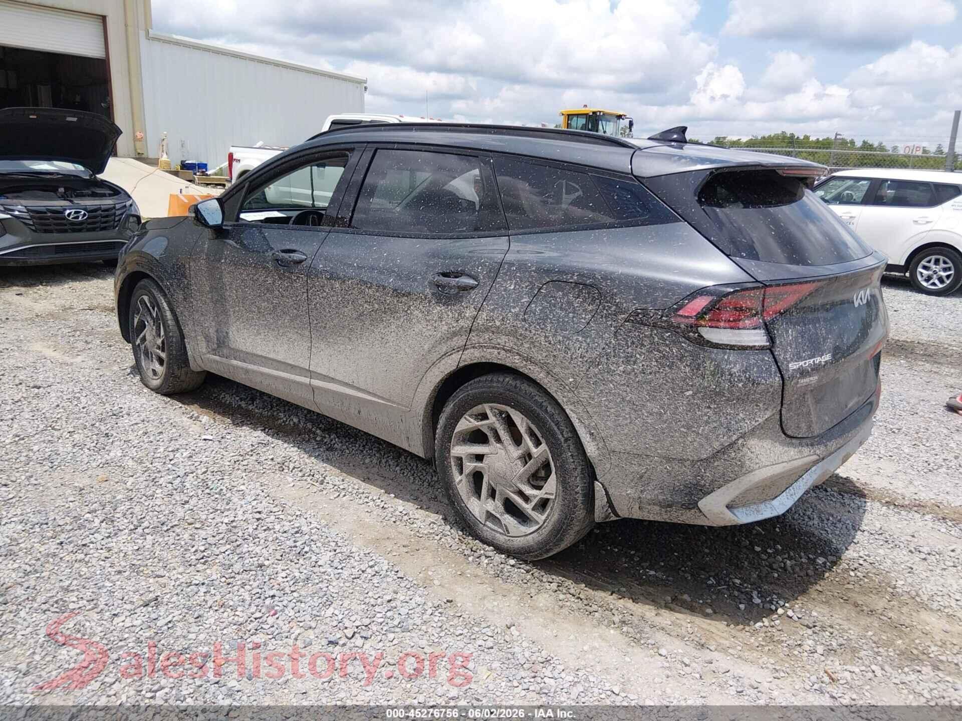 2023 KIA SPORTAGE VIN 5XYK53AFXPG055753, driver side view