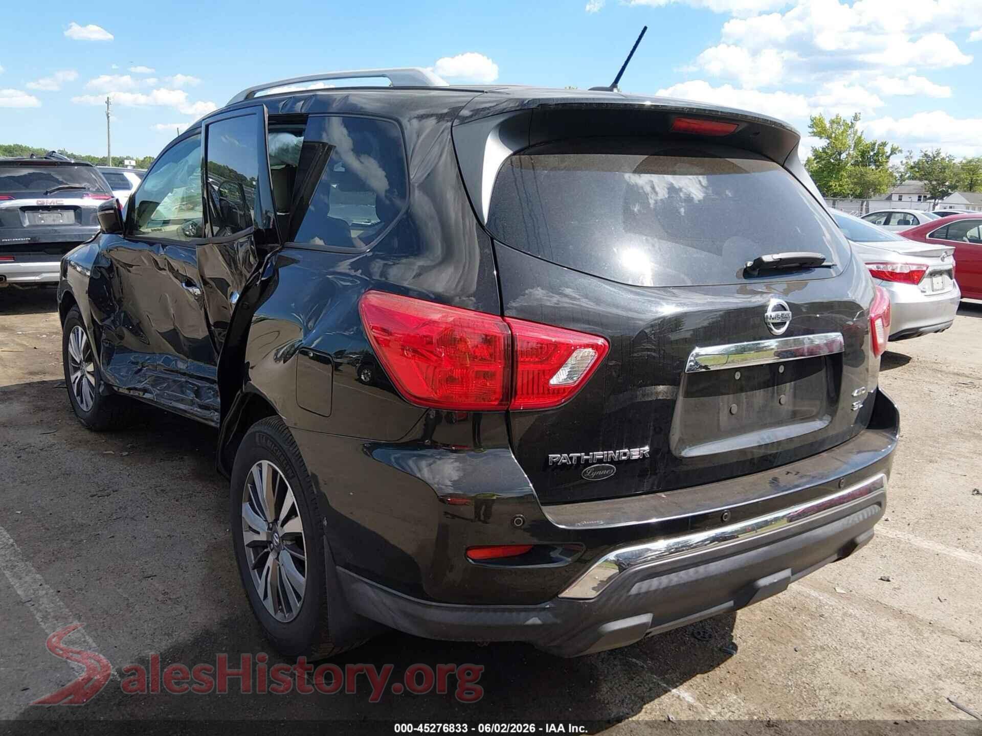 2018 NISSAN PATHFINDER VIN 5N1DR2MM1JC674105, driver side view