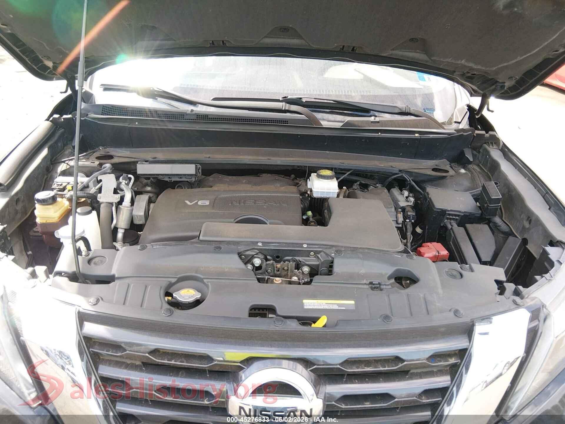 2018 NISSAN PATHFINDER VIN 5N1DR2MM1JC674105, interior dashboard