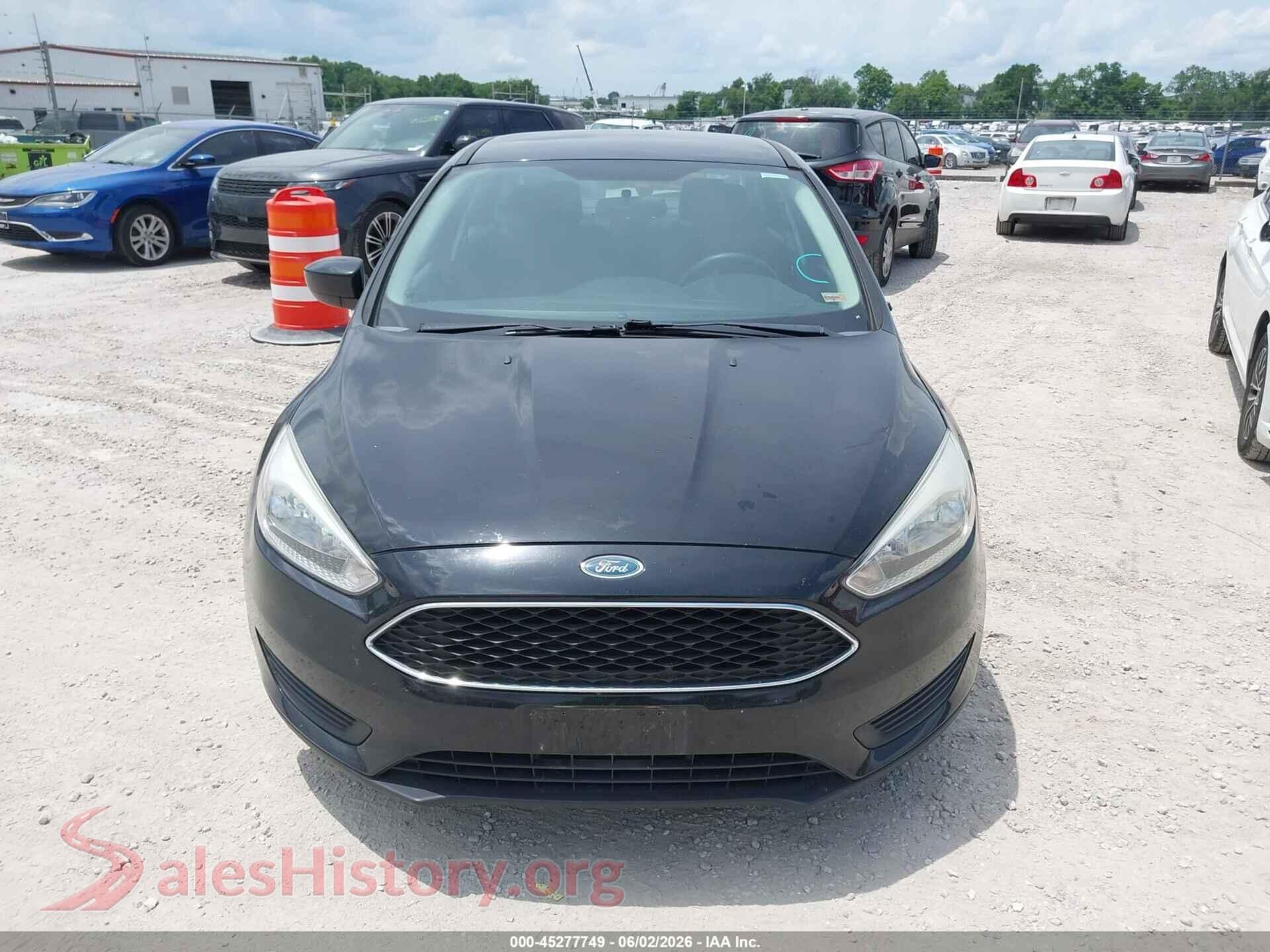 2018 FORD FOCUS VIN 1FADP3F26JL327502, damage close-up